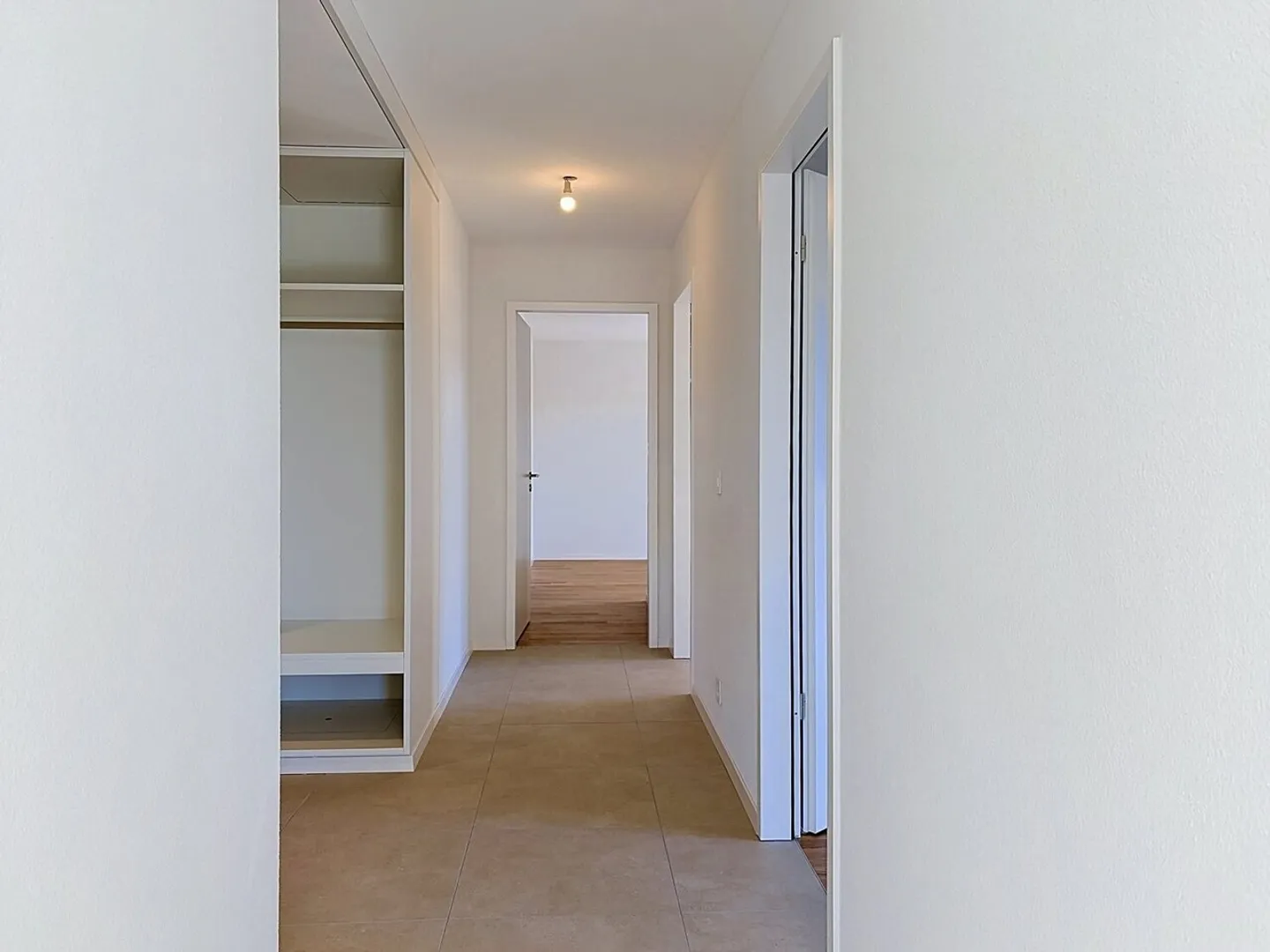 Modern 4.5 Room Apartment - Photo 10 of 13