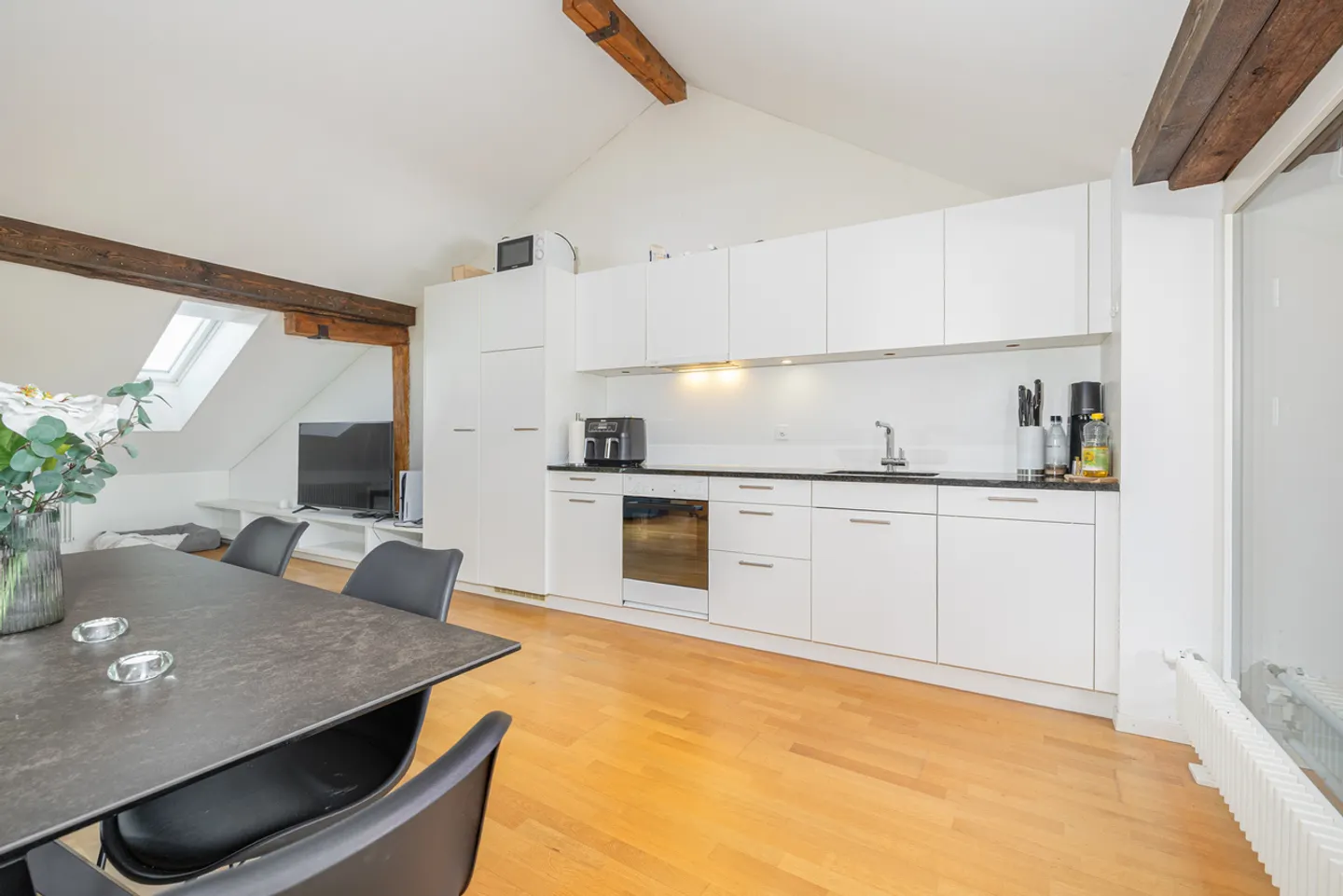 Sustainable Investment in a Central Location in Nidau - Photo 7 of 13
