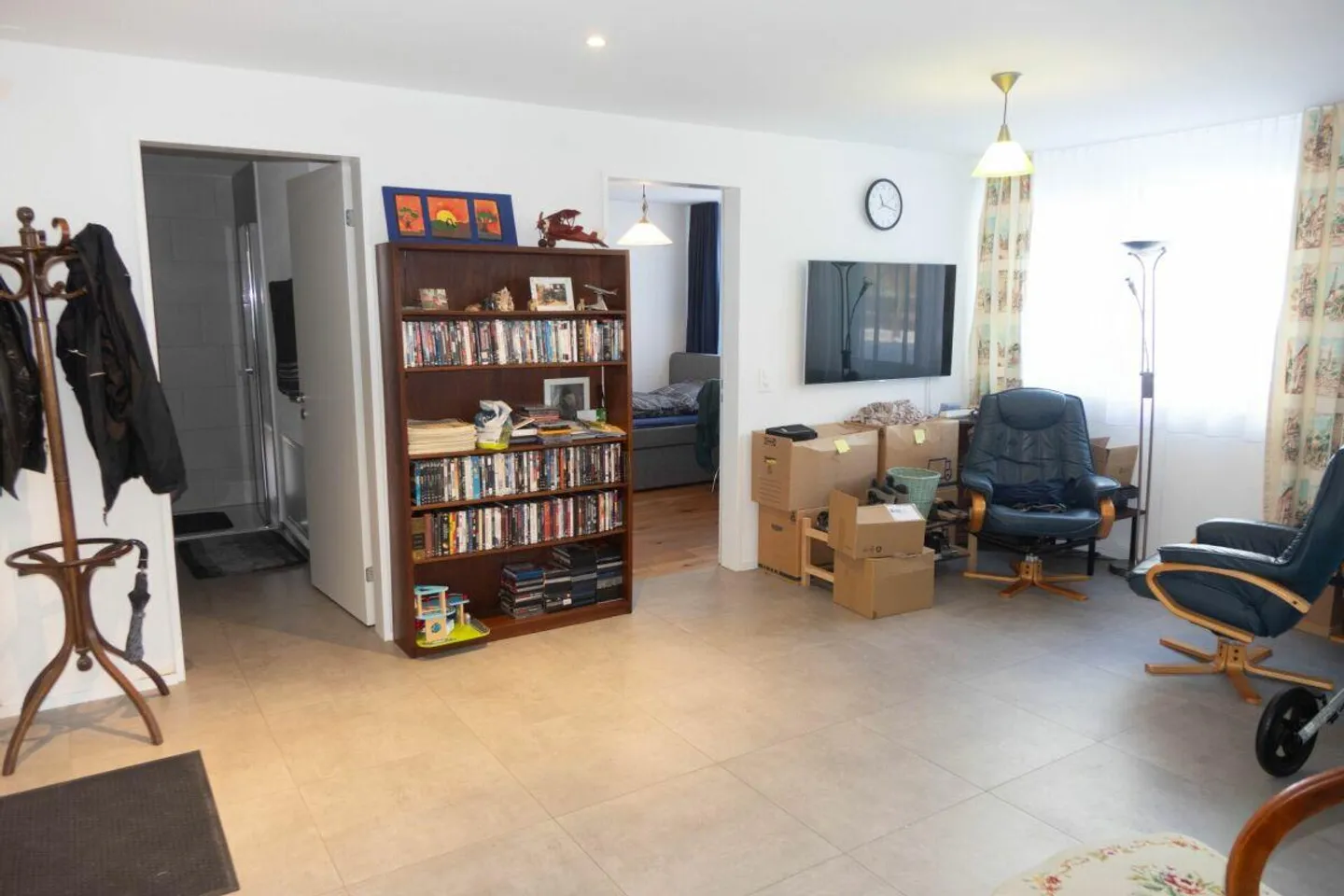 ruhige Wohnung mit grossem Sitzplatz sucht einen Nachmieter - Photo 4 sur 6