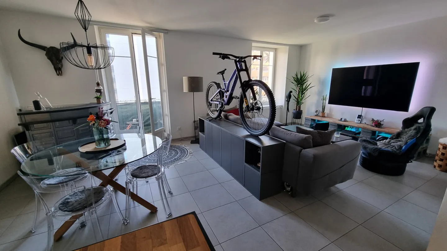 2.5 room apartment with balcony - Photo 3 of 9