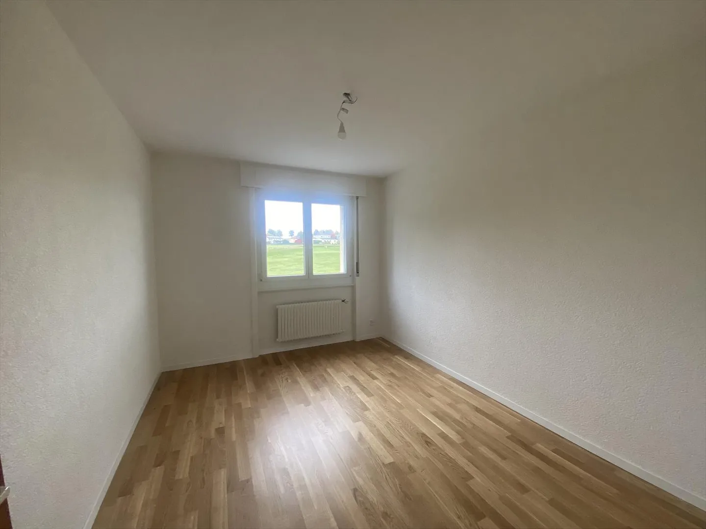 02798 - Appart. 4 PCES - PASSAGE QUERRO 11 - LE MOURET - Photo 4 sur 8