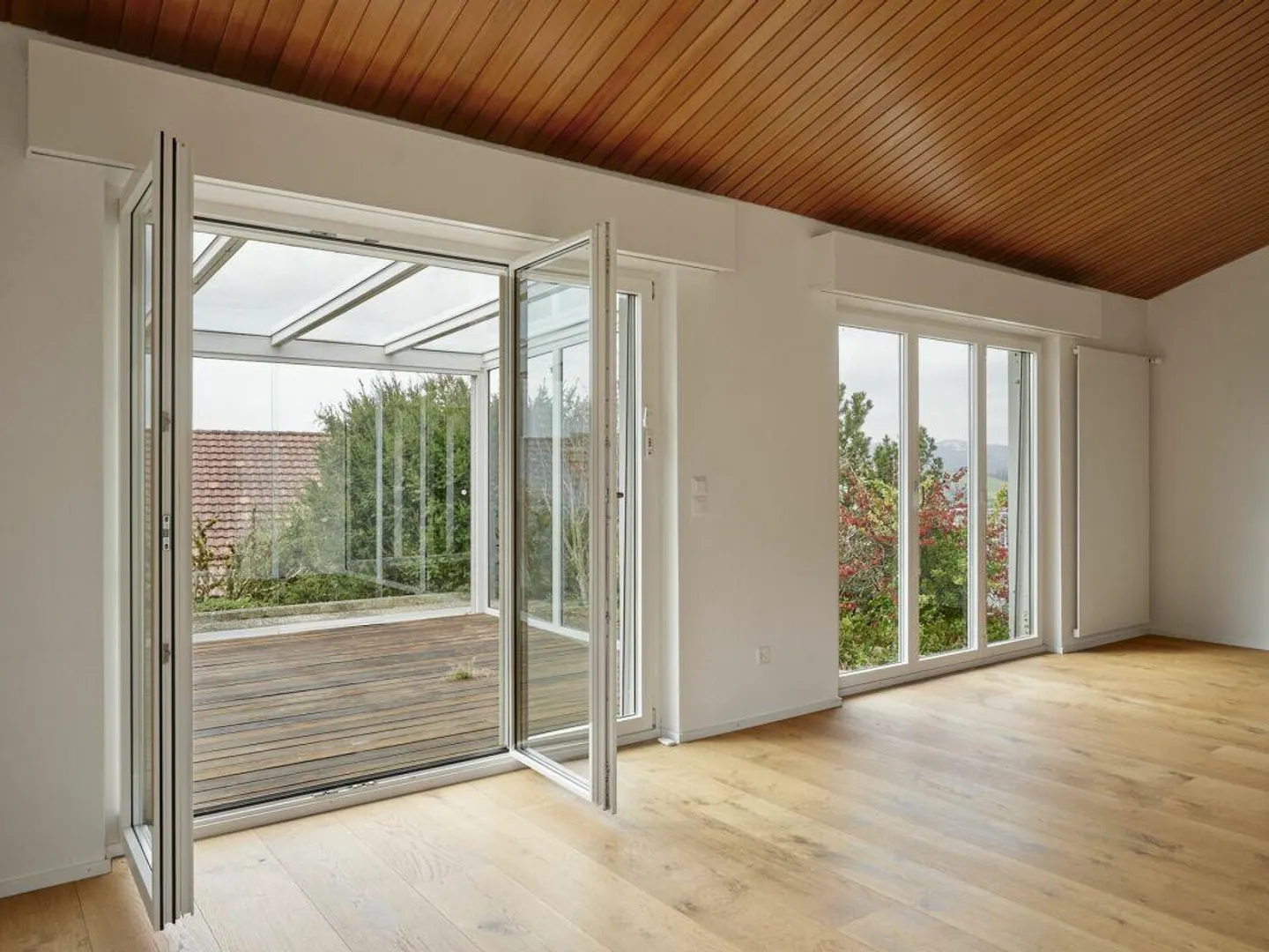 Geräumiges Familienhaus mit Garten - Foto 8 von 30