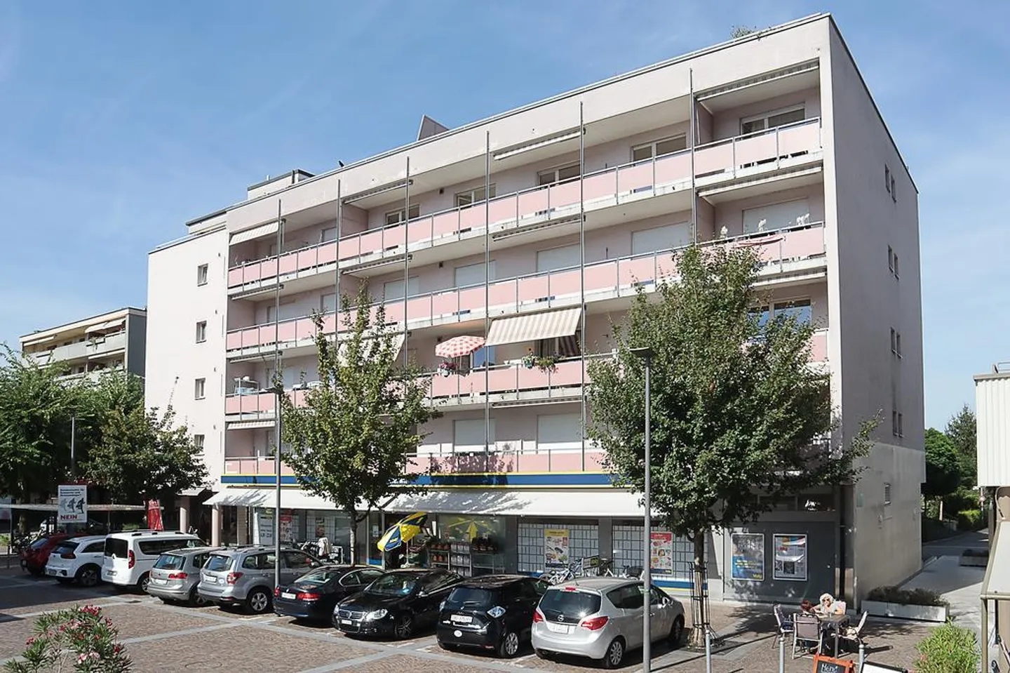 Appartamento di 4 stanze nel cuore di Therwil - Foto 1 di 8