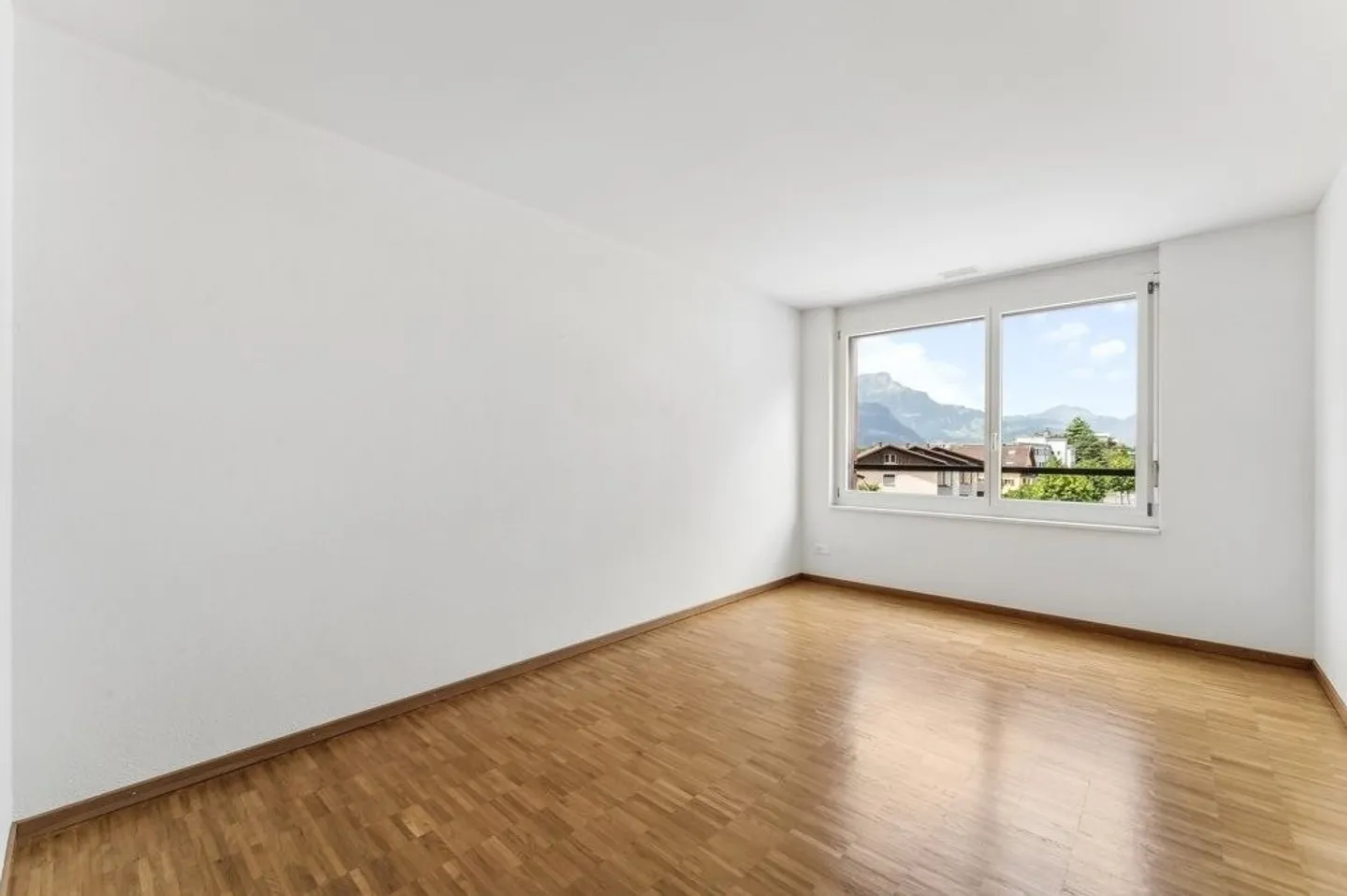 Sonnige Sitzplatzwohnung an ruhiger Lage im schönen Altdorf - Foto 4 von 5