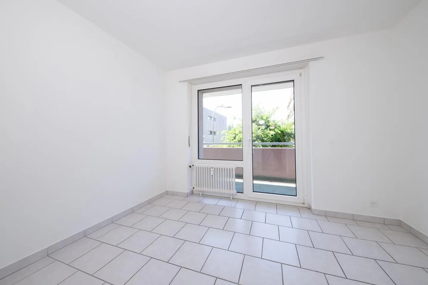 Appartamento di 4 stanze nel cuore di Therwil - Foto 5 di 8
