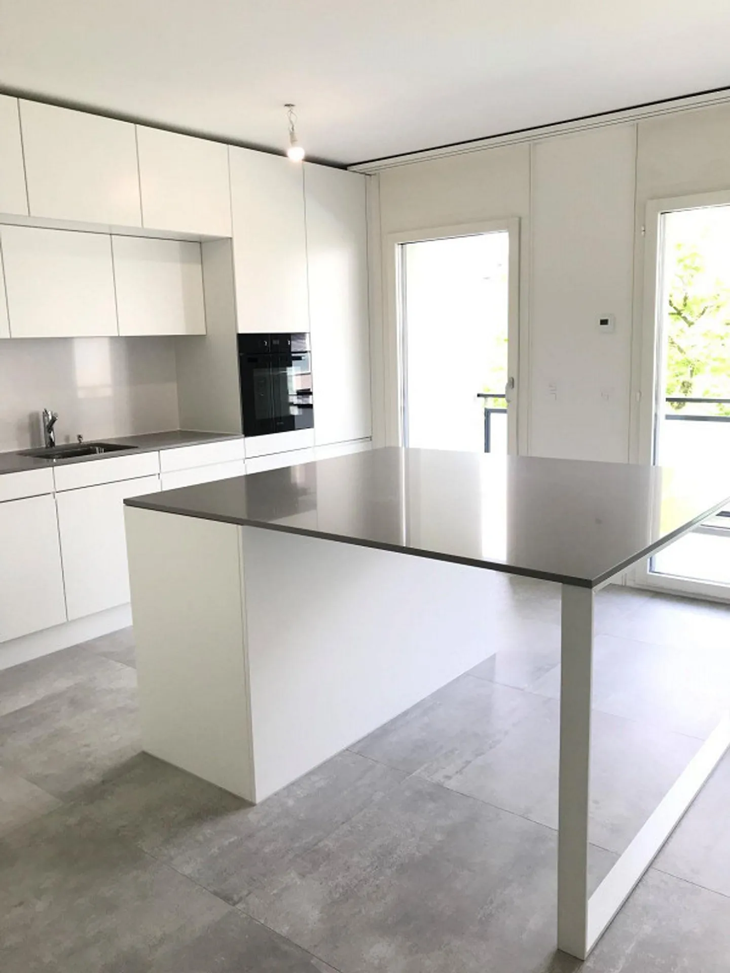 Magnifique appartement avec 3 chambres - entièrement rénové - Photo 5 sur 7