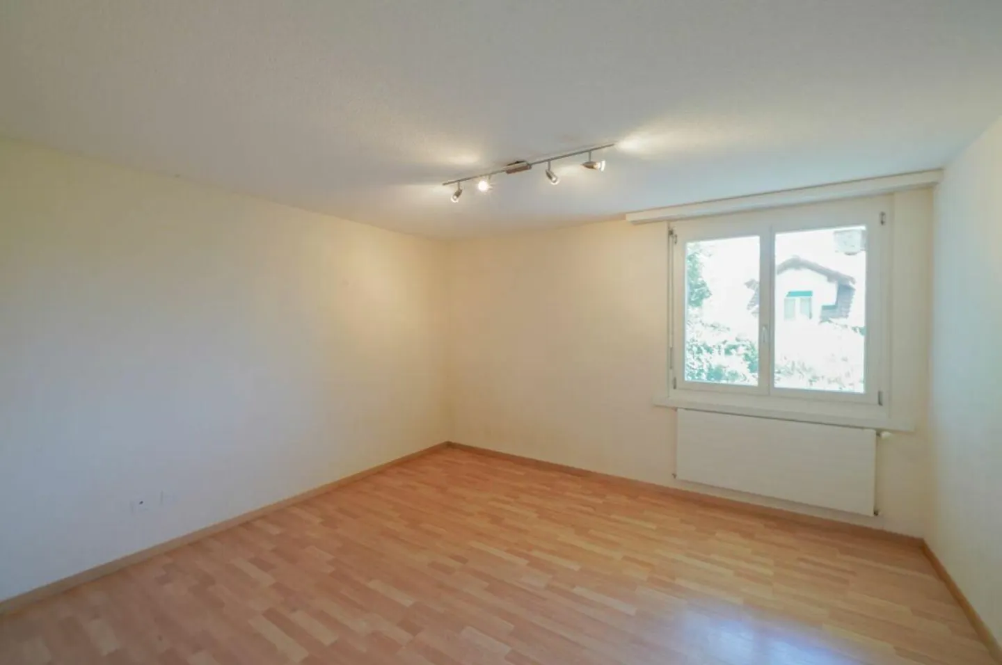 Geräumiges Familienhaus mit Garten - Foto 28 von 30