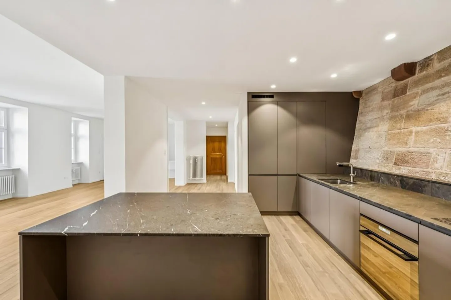 Appartamento in stile antico moderno con vista sul Reno di Basilea - Foto 2 di 12