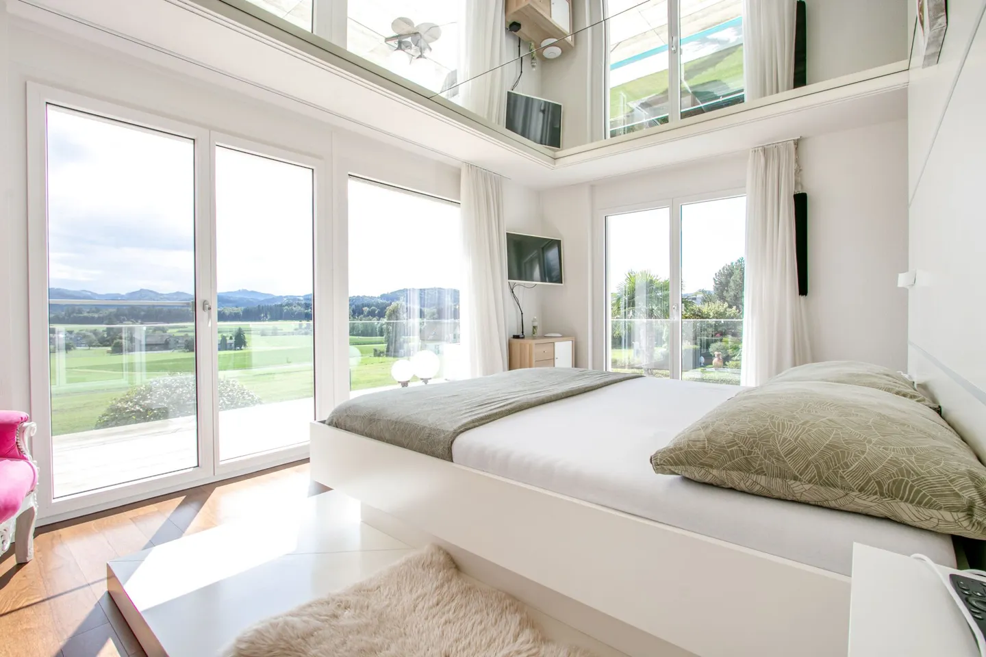 Exclusive 5.5-room single-family house with pool and breathtaking views - Photo 13 of 24