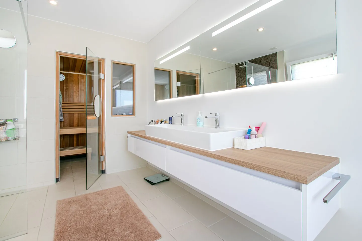 Exclusive 5.5-room single-family house with pool and breathtaking views - Photo 15 of 24