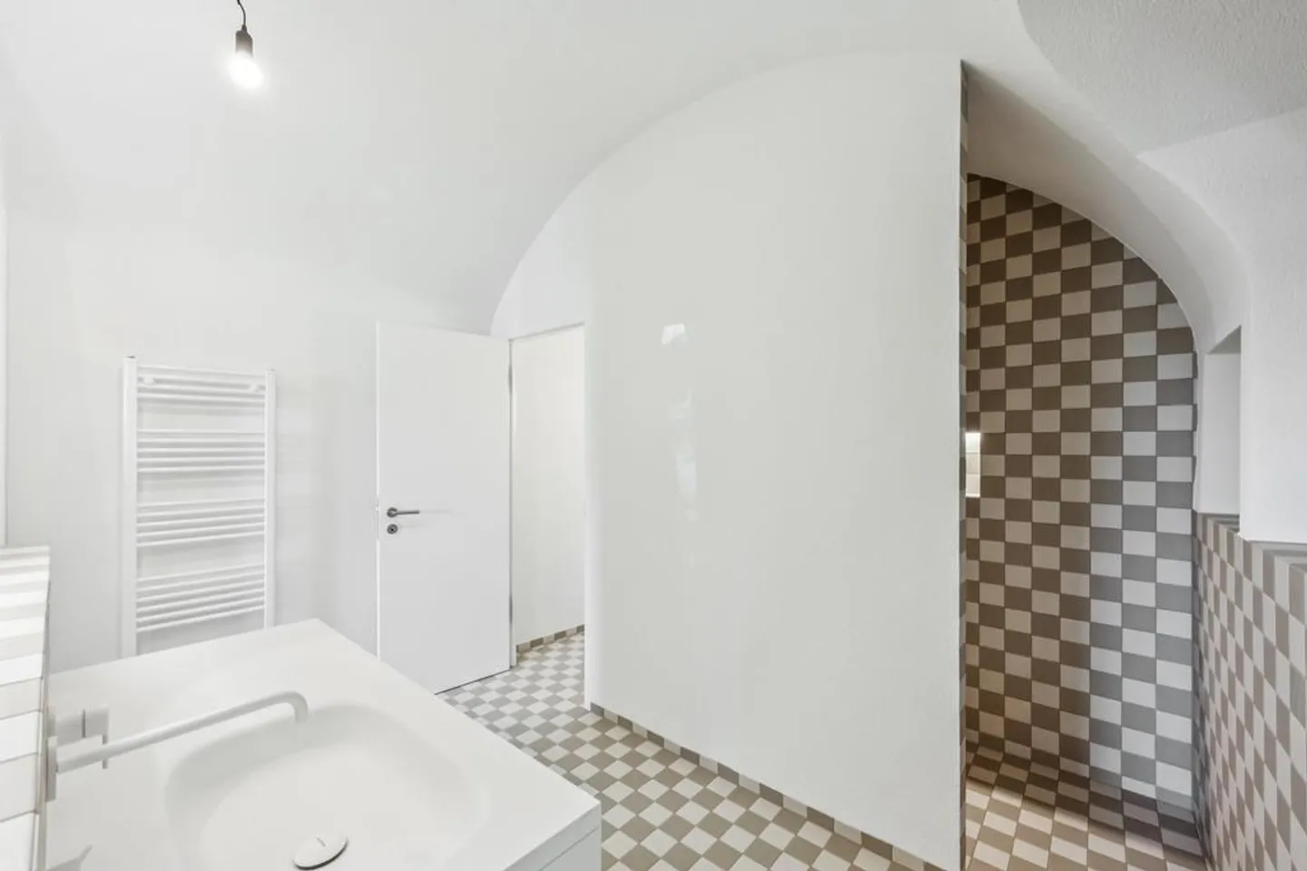 Appartamento in stile antico moderno con vista sul Reno di Basilea - Foto 11 di 12