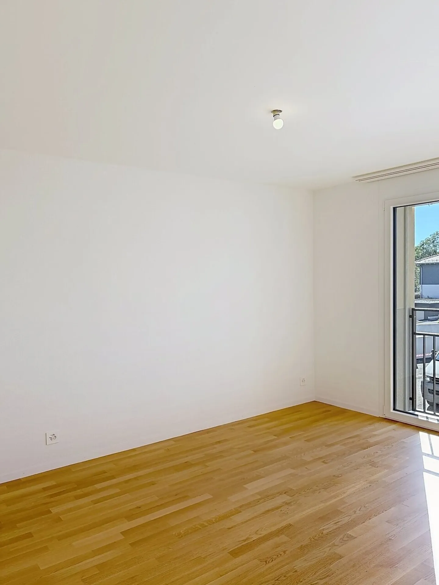 Modernes 4.5-Zimmer-Apartment - Foto 8 von 13
