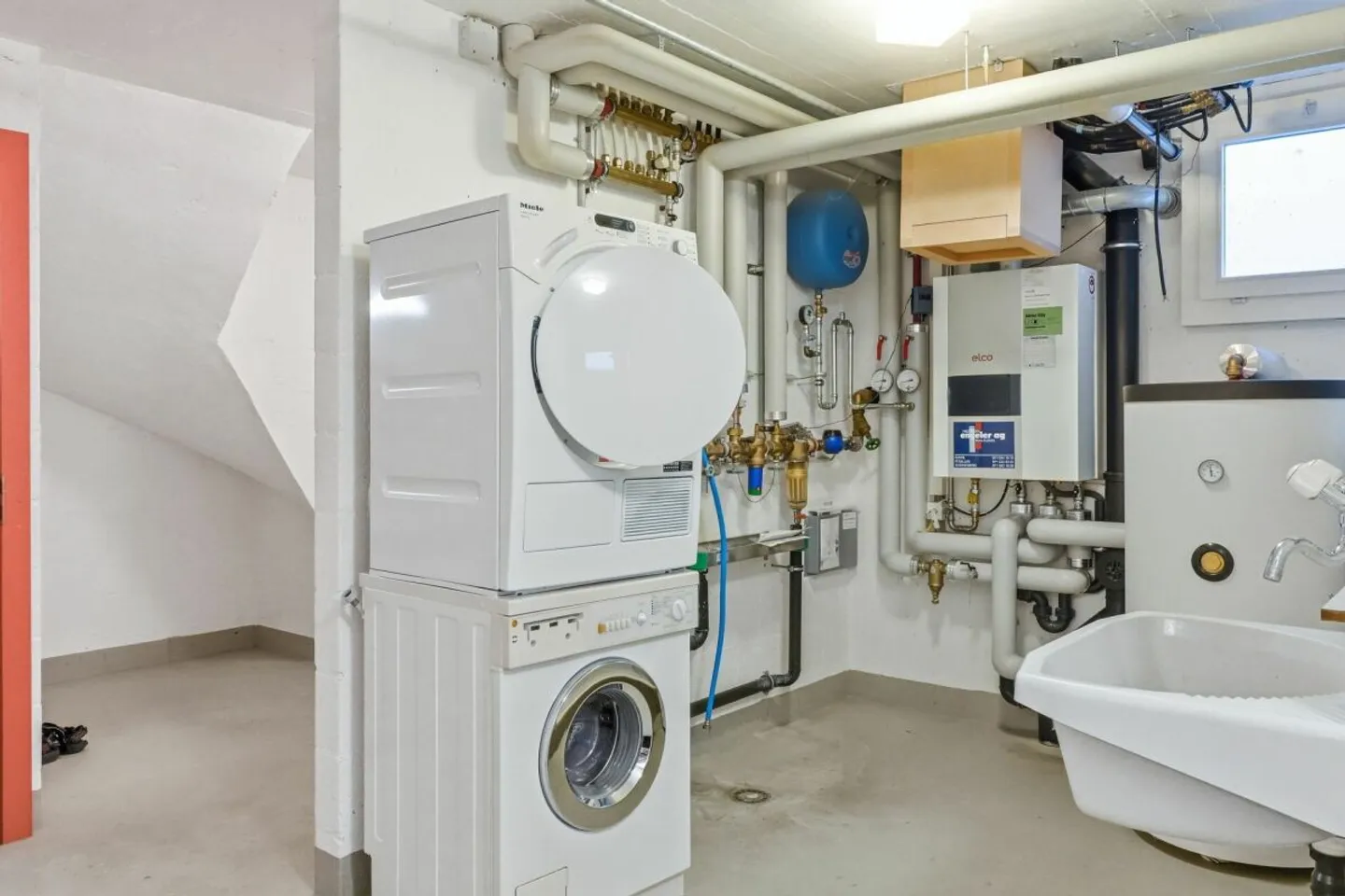 Grosszügiges Einfamilienhaus mit Garten - Foto 20 von 24