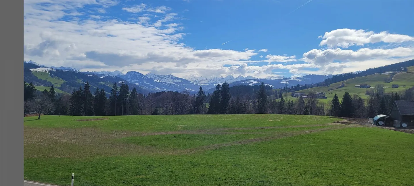 Première location avec vue imprenable sur la montagne - Photo 1 sur 4