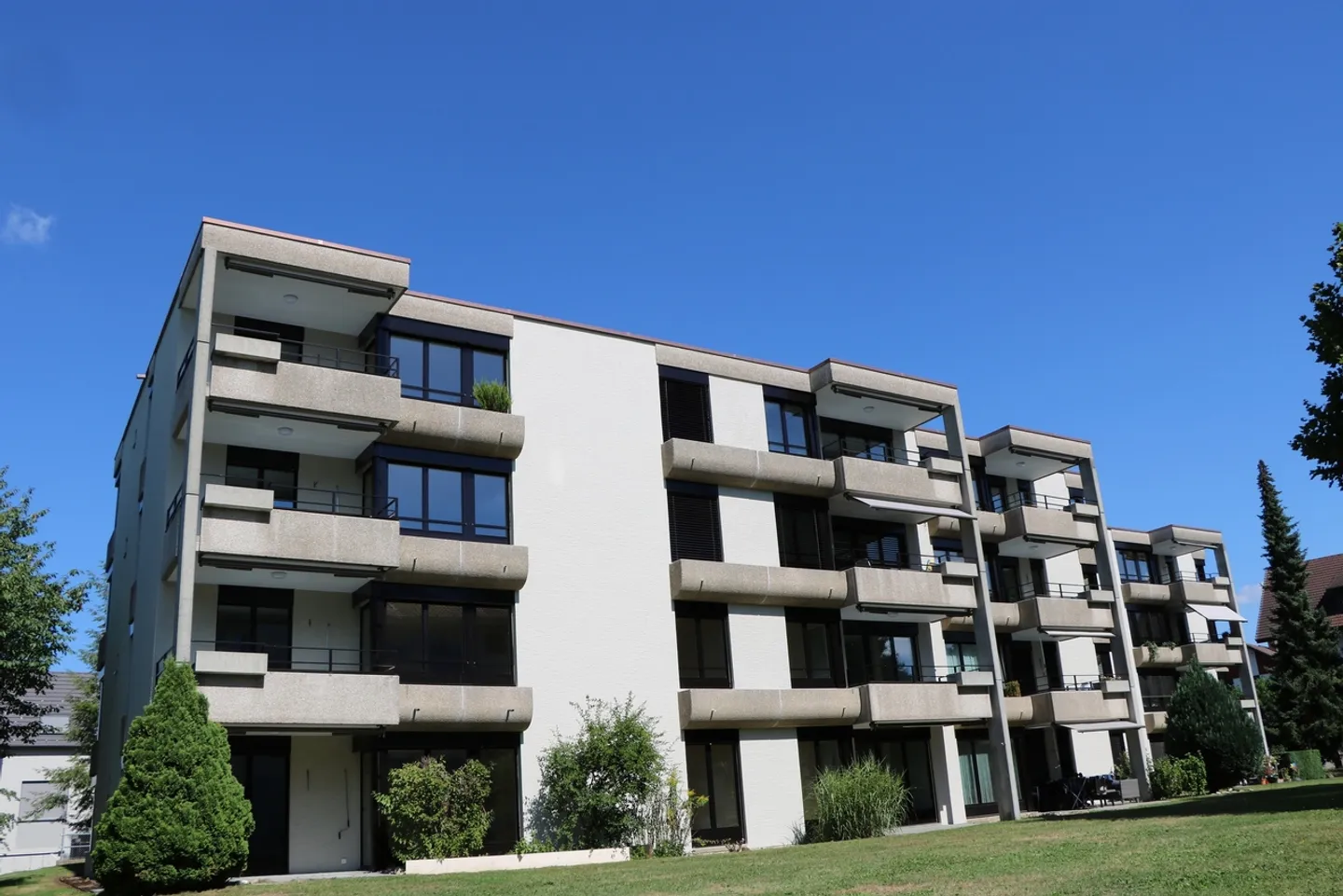 Appartamento moderno vicino alla natura - Foto 1 di 9