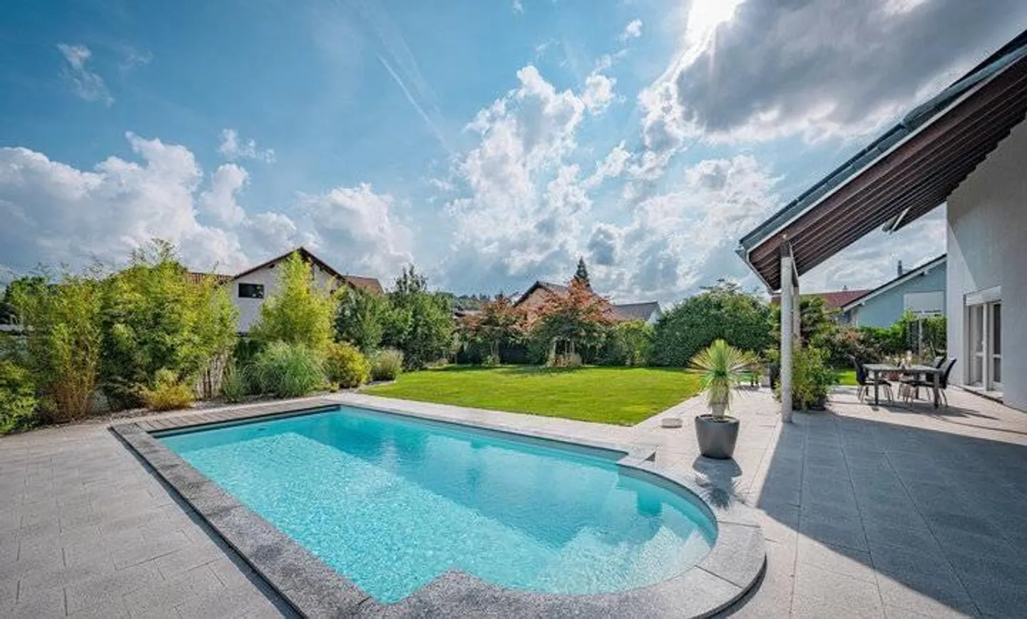 Luxuriöse Villa mit Wellnessbereich - Foto 8 von 9