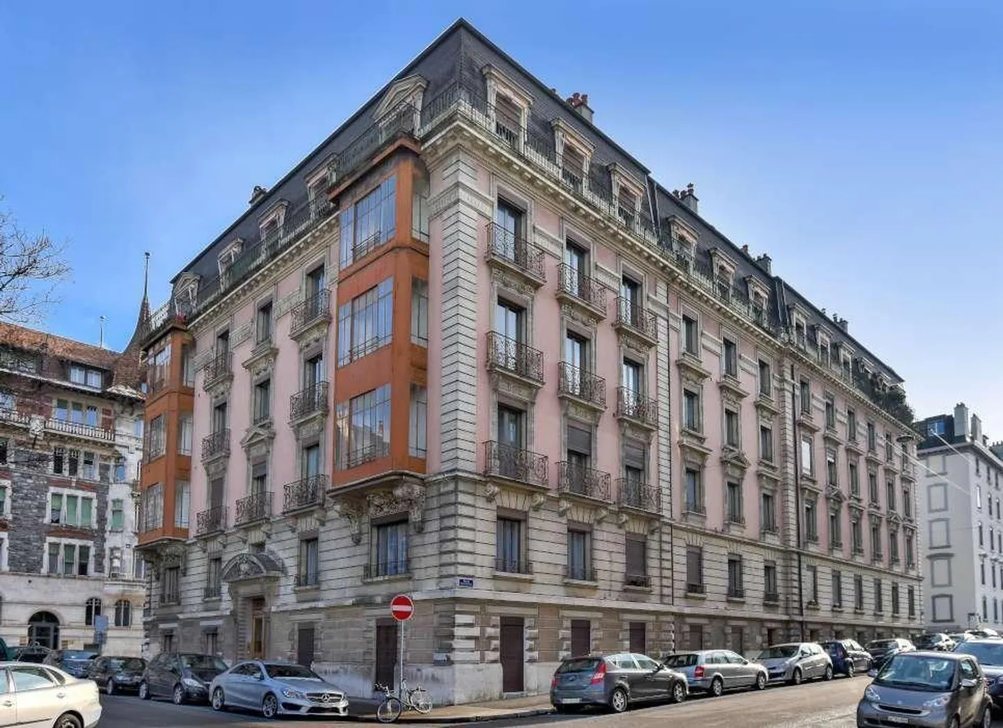 Magnificent renovated apartment in the Russian Church district - Photo 10 of 10
