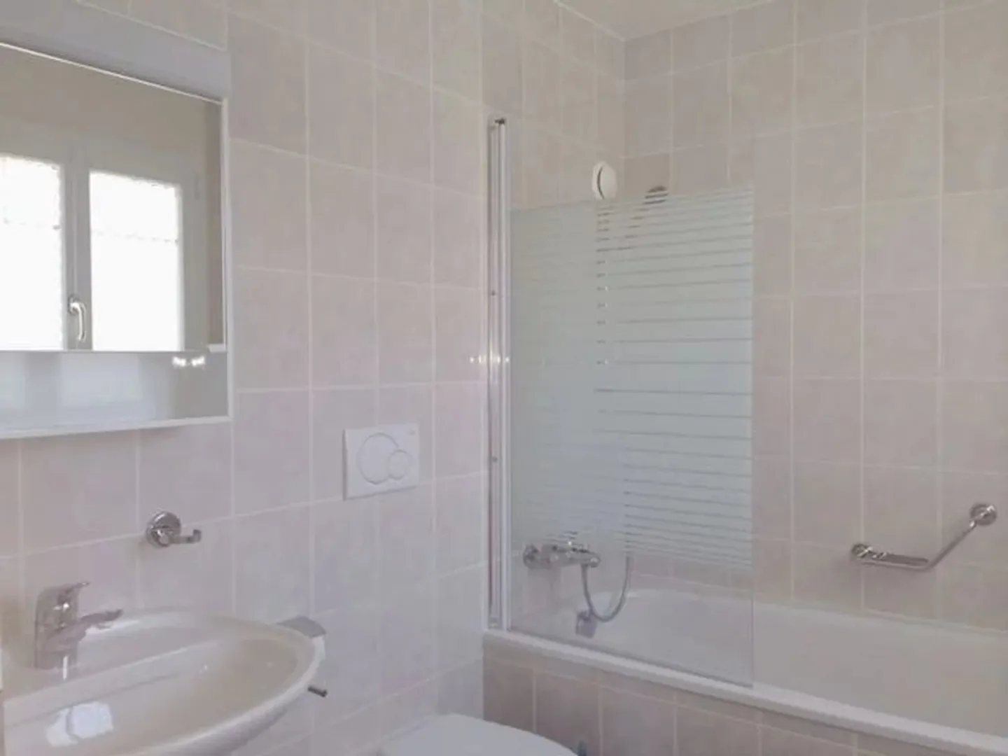 Appartement 4.5 pièces - Photo 4 sur 6