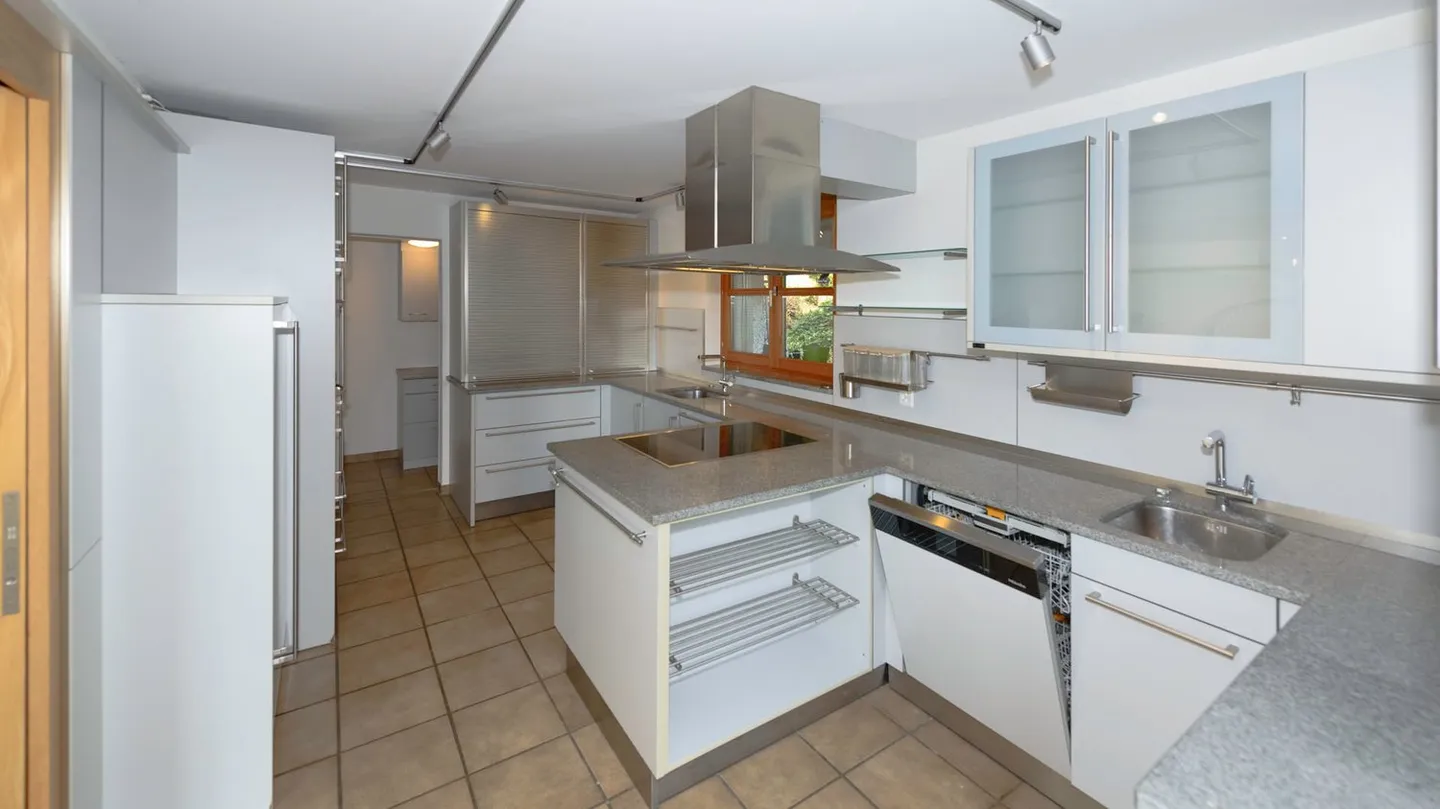 Einfamilienhaus mit Pool & Wintergarten - Foto 7 von 20