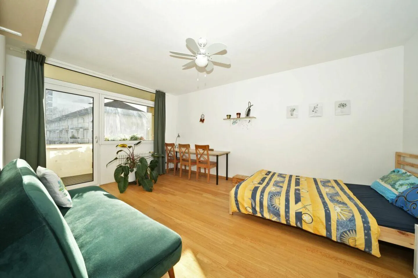 Appartamento modernizzato e ben tenuto in una posizione centrale - Foto 1 di 9