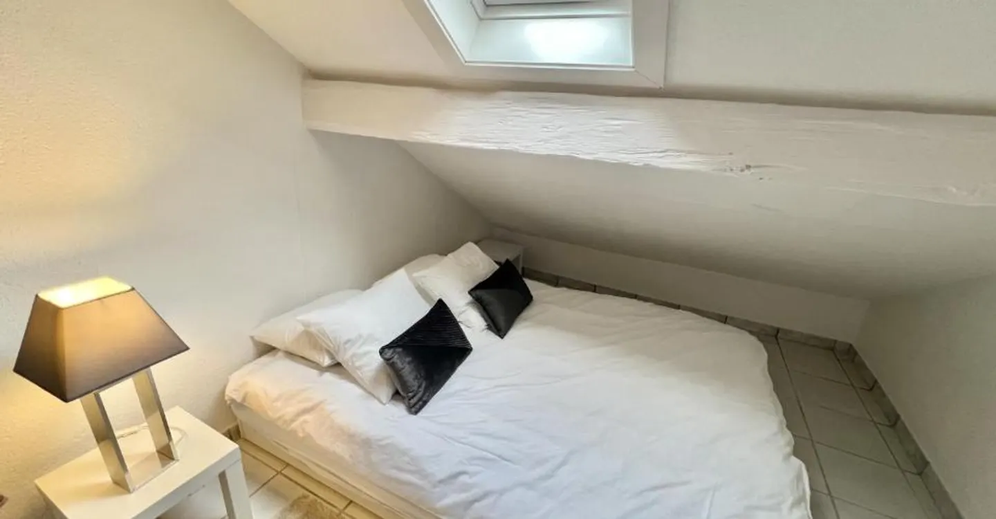 1-room apartment - Photo 2 of 5