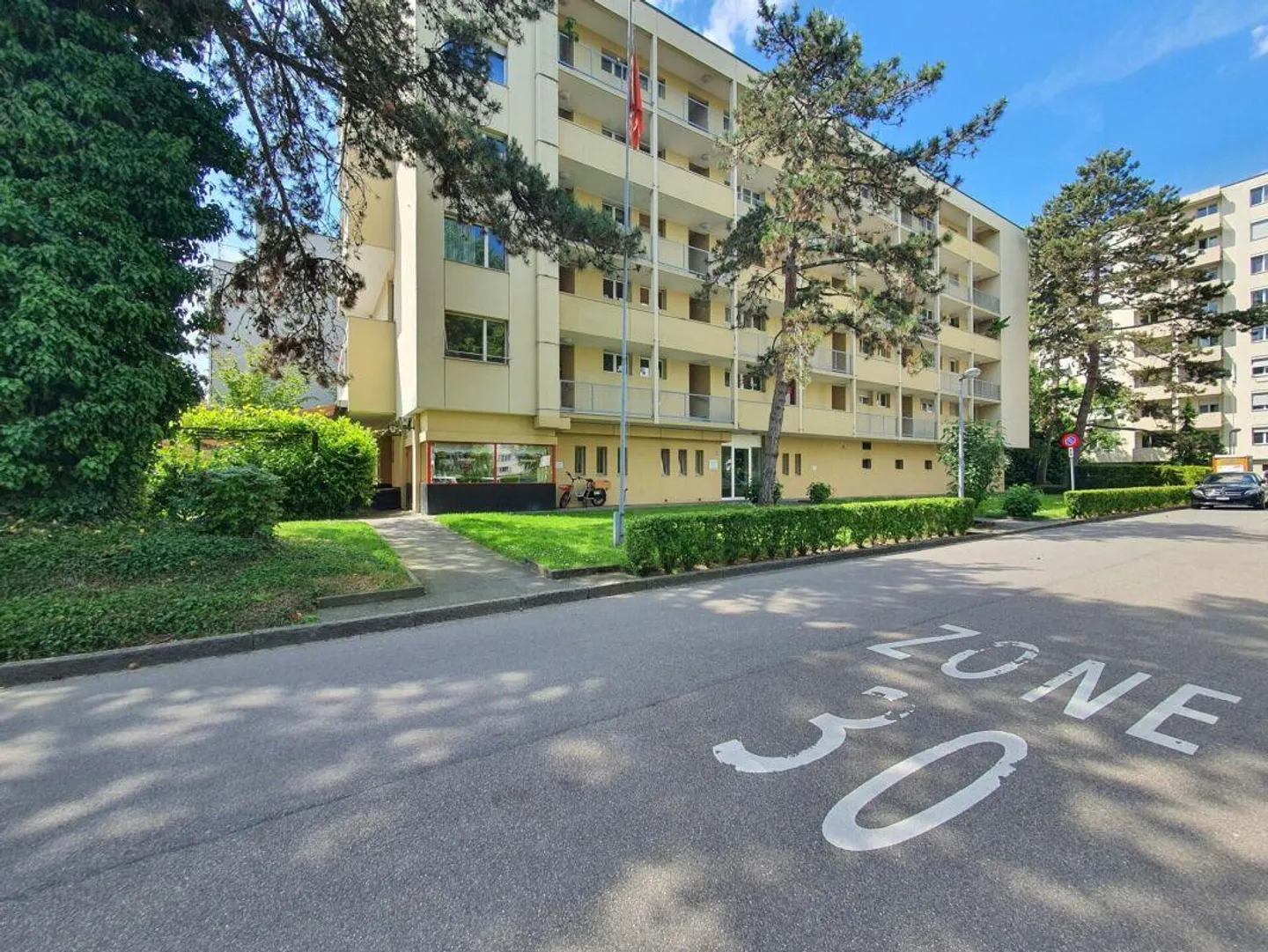 Appartamento modernizzato e ben tenuto in una posizione centrale - Foto 9 di 9