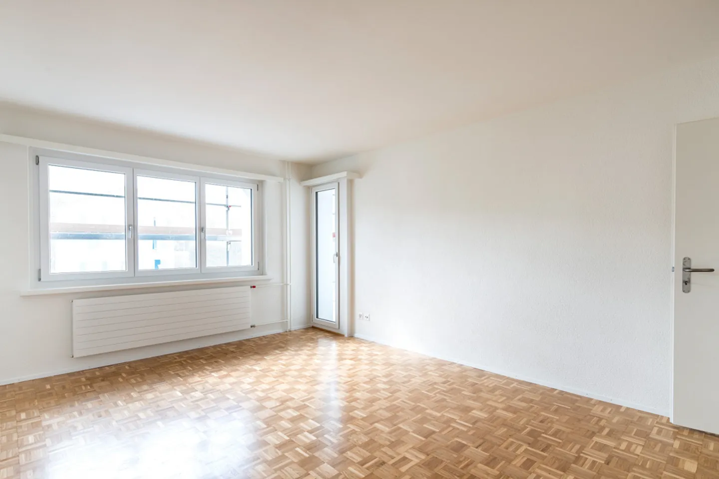 Appartamento spazioso in posizione centrale - Foto 2 di 6