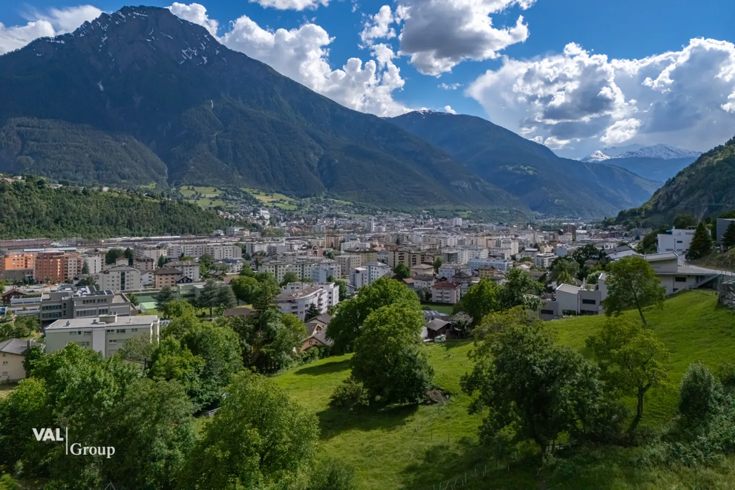 Modern 3.5 room apartment with stunning mountain views - Photo 11 of 11