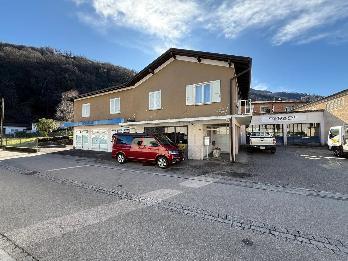 Your new 4 ½ room house with garden for modern living - Photo 1 of 17