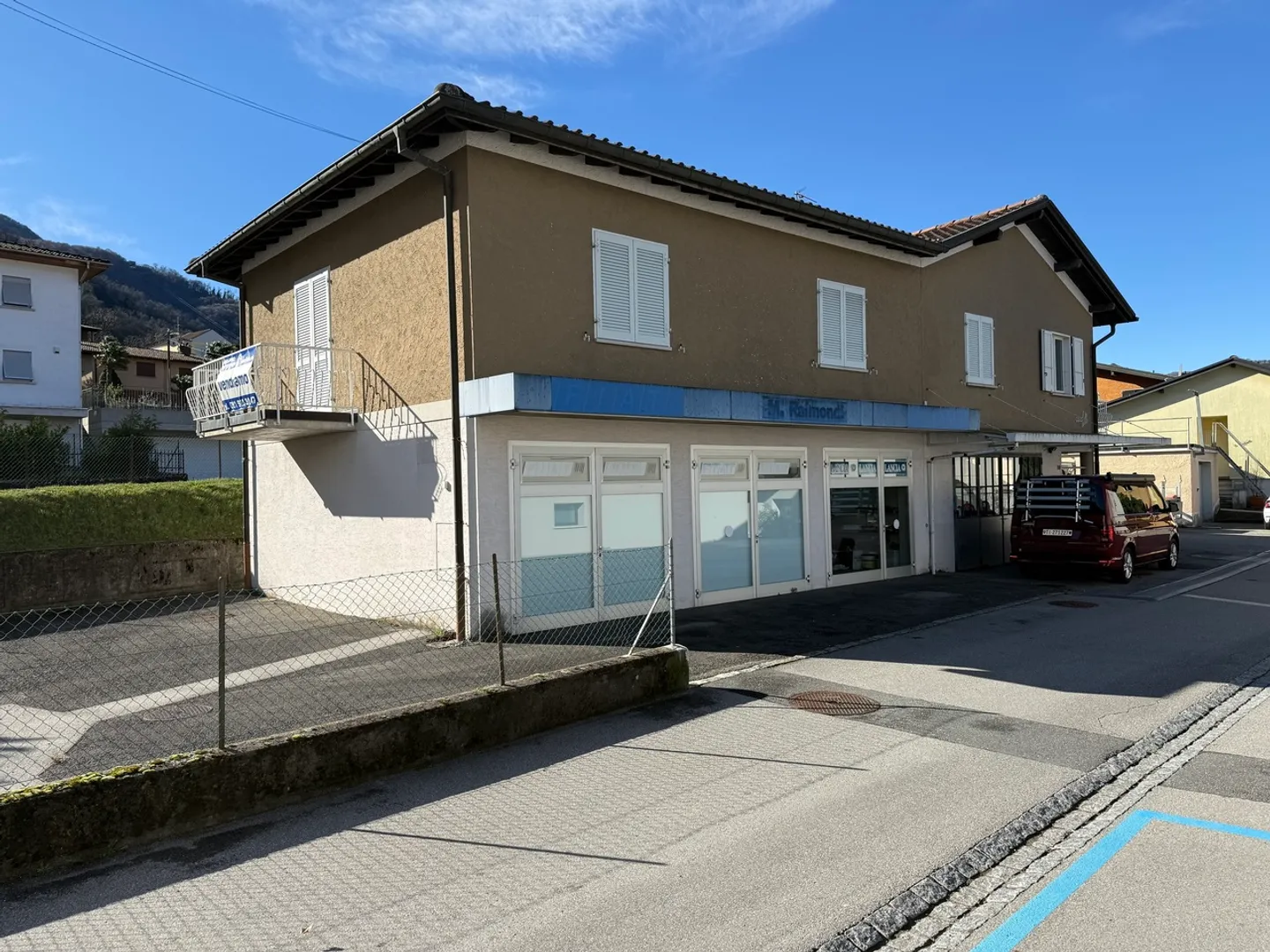 Your new 4 ½ room house with garden for modern living - Photo 4 of 17