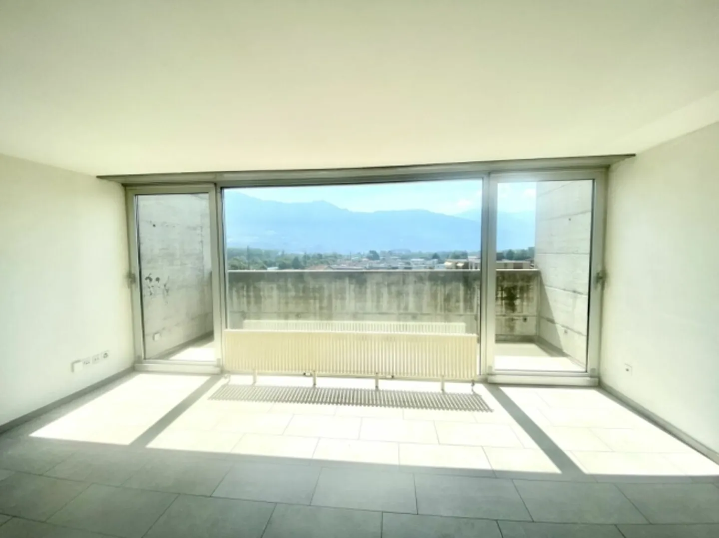 «Quartiere Moneral App. 510 - 2,5 locali completamente rinnovato» - Foto 7 di 20