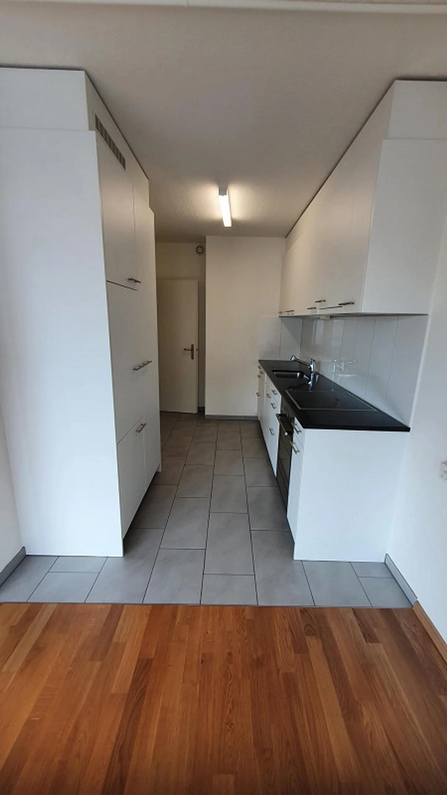 Bell'appartamento di 4,5 stanze nel quartiere Gundeldinger - Foto 2 di 7