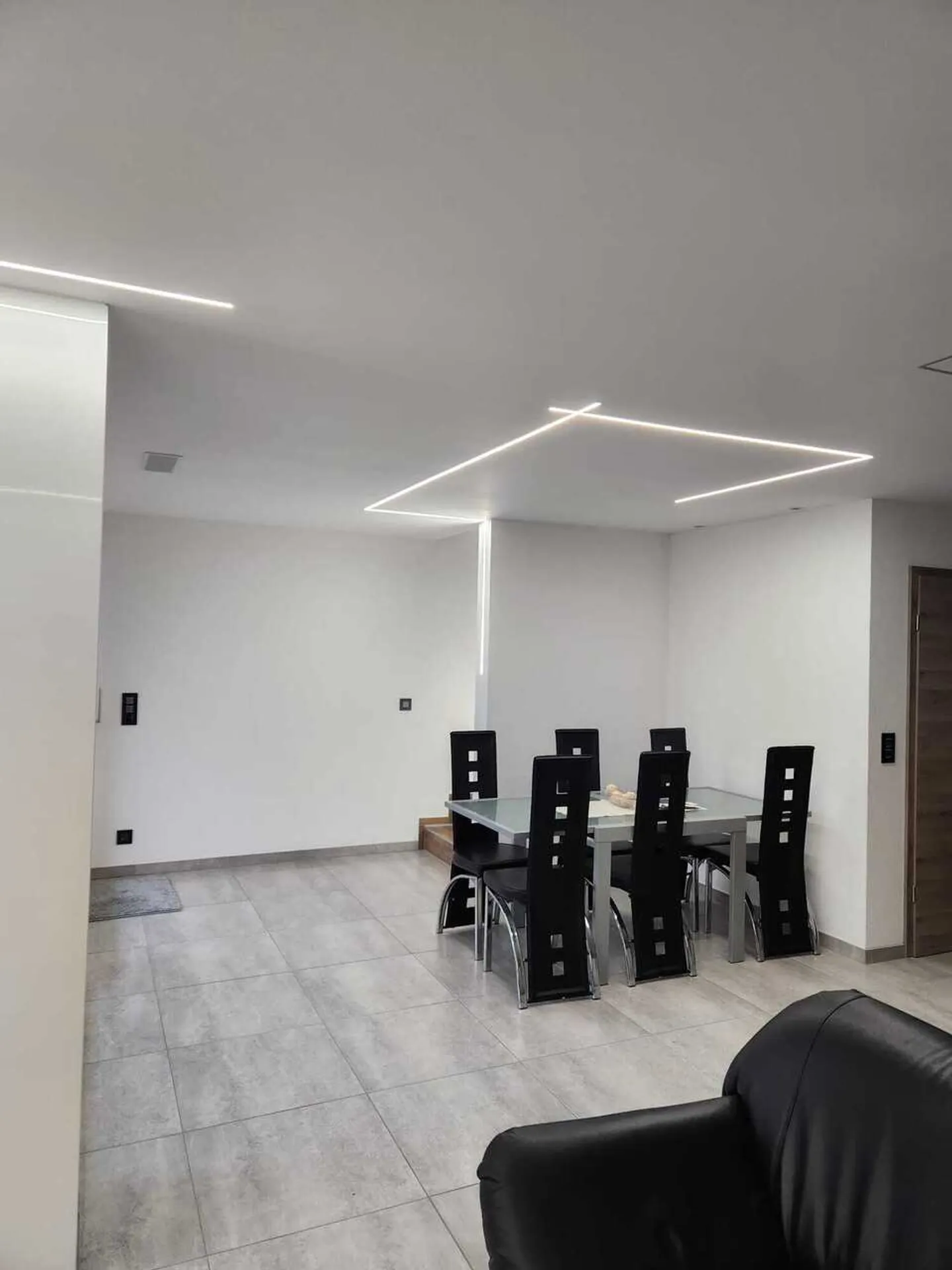 Moderne Smart Home in Conthe - Foto 4 von 12