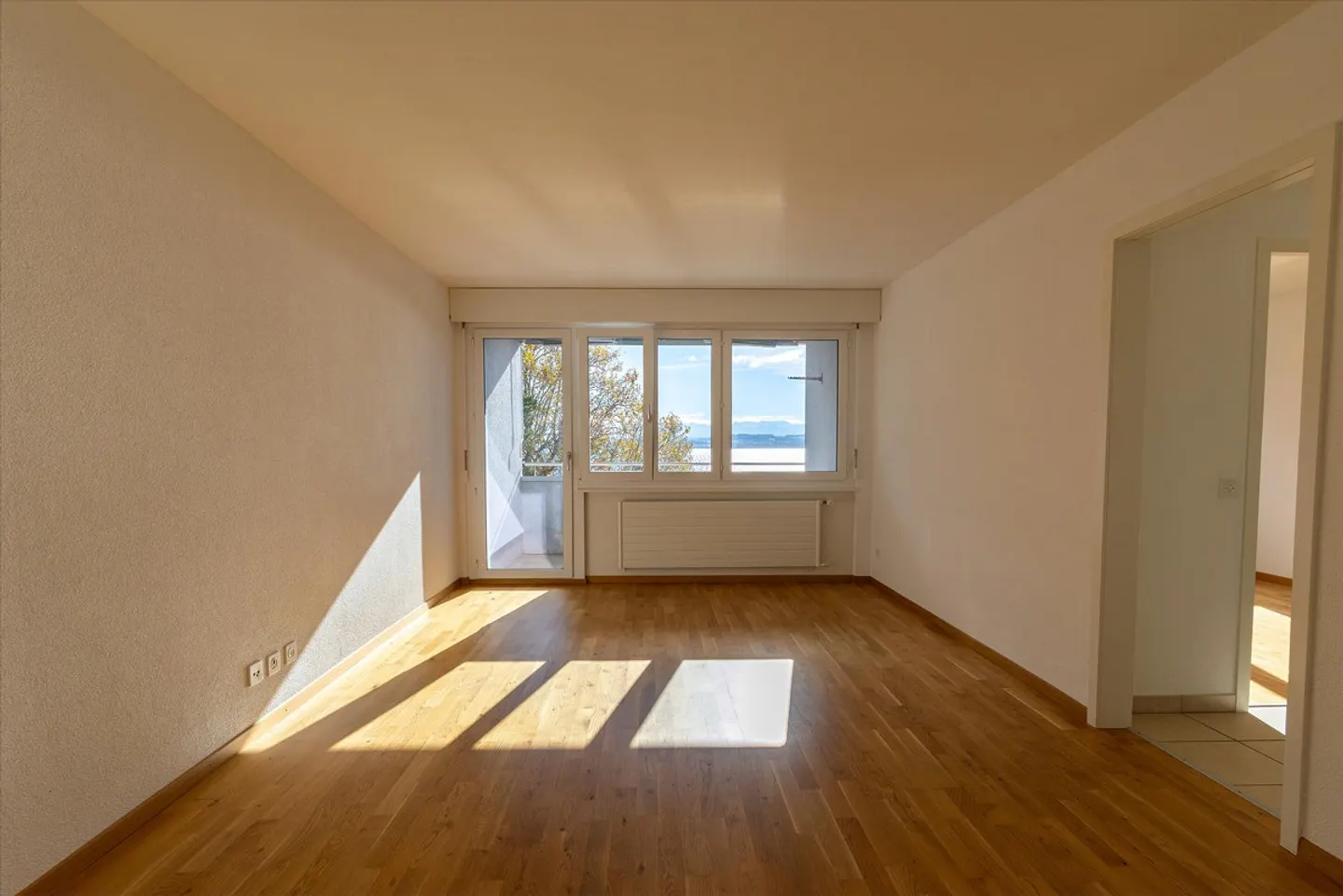 Appartamento con vista sul lago - Foto 3 di 7