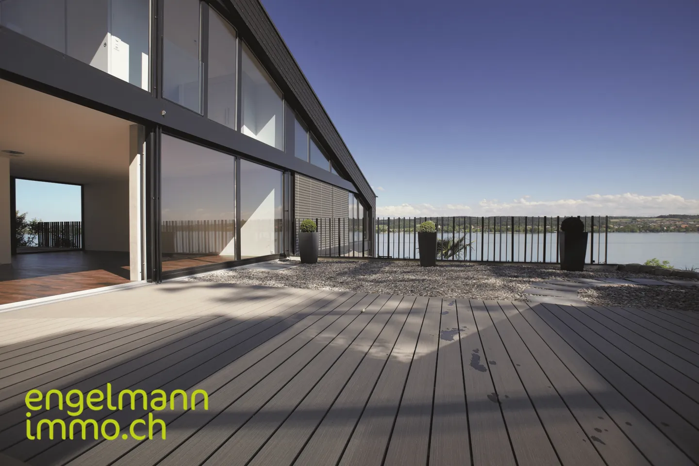 3.5 Room Apartment with Lake View - Photo 10 of 13