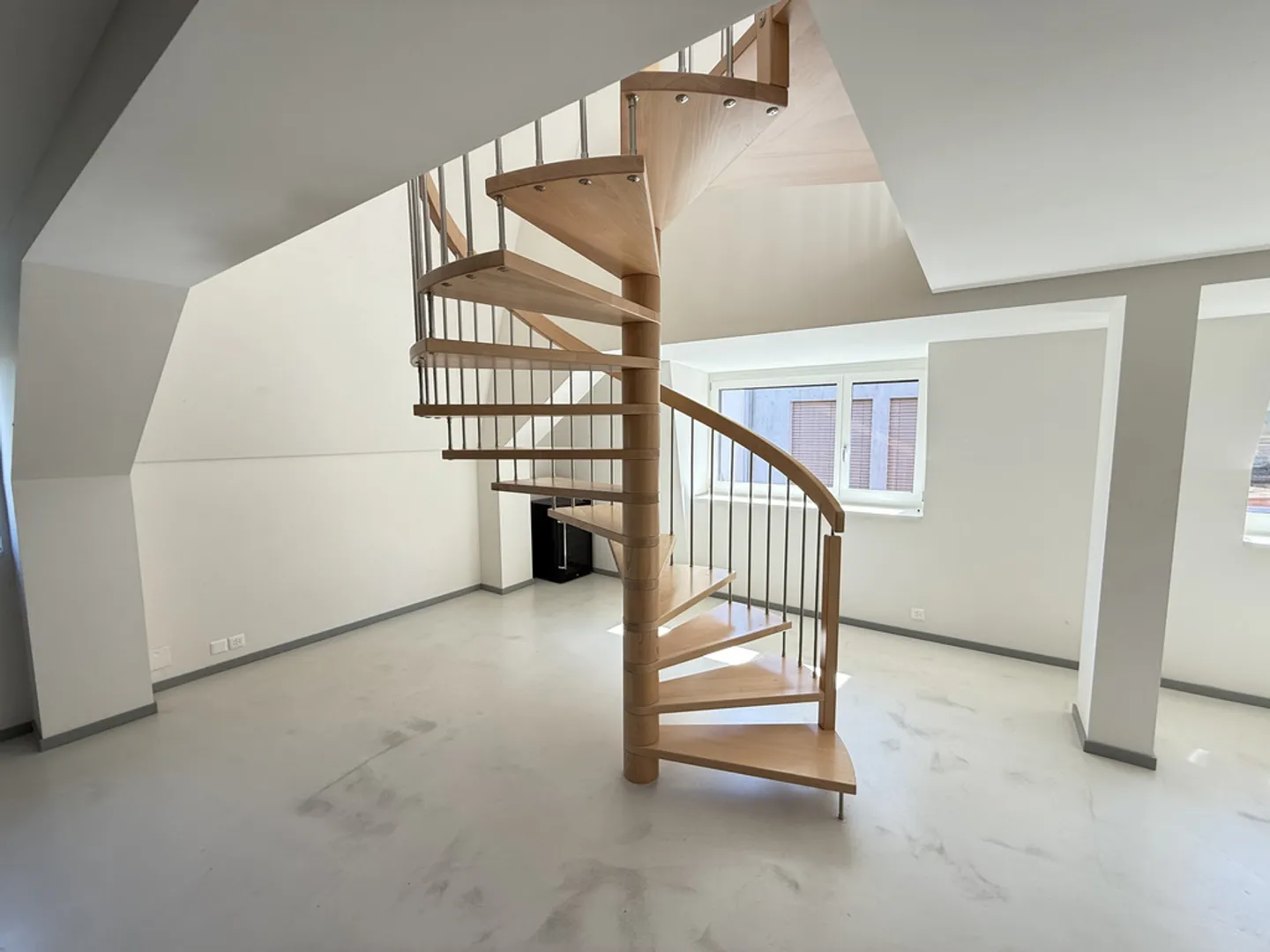 Magnifico duplex ristrutturato - 3 mesi di affitto netto offerti - Foto 3 di 11