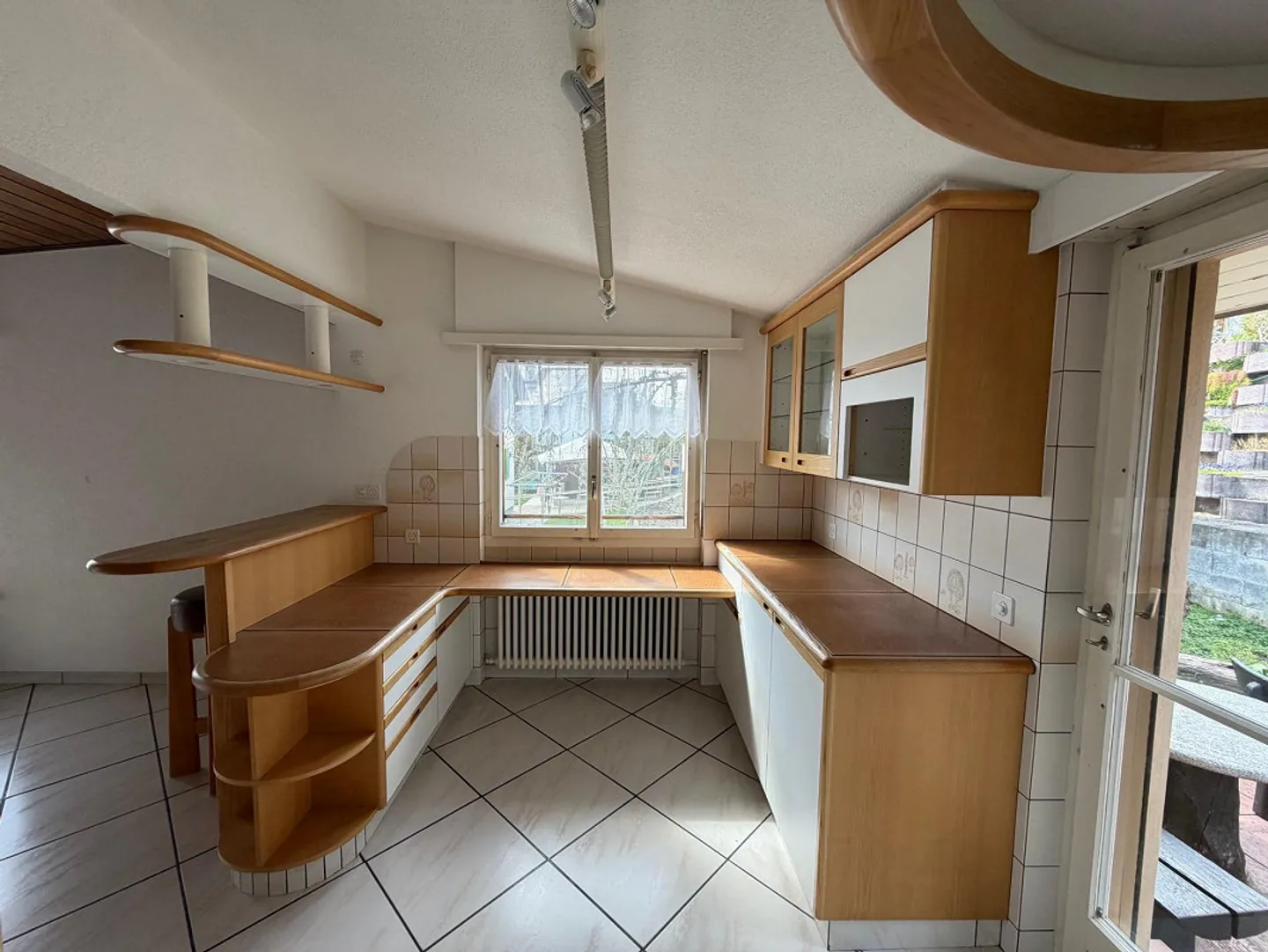 Maison individuelle avec double garage - Photo 7 sur 12