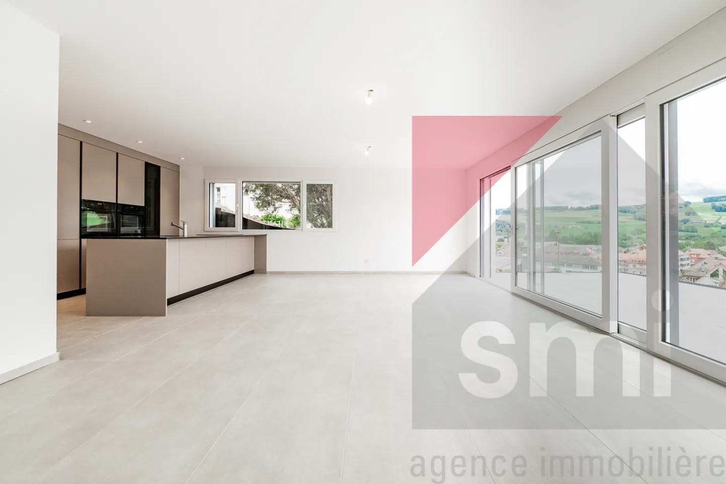 Villa avec un très bel espace - Photo 1 sur 13