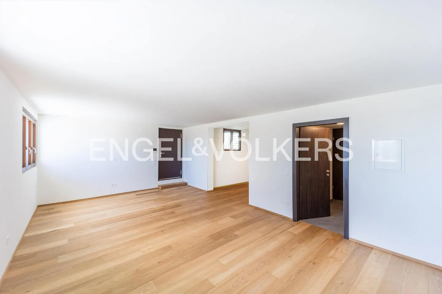 Villa rénovée avec de magnifiques espaces extérieurs - Photo 11 sur 13