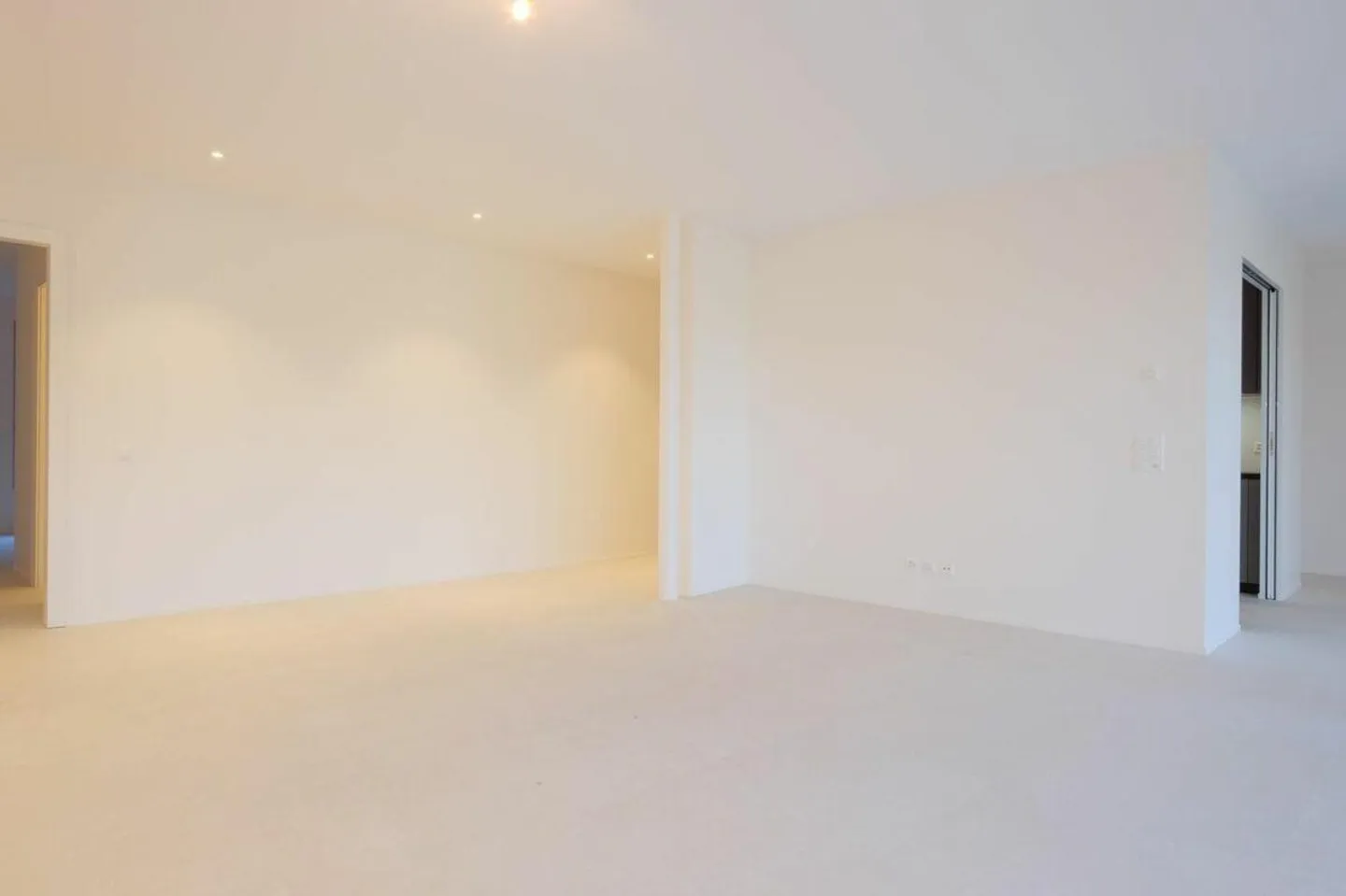 SORENGO · PRESTIGIOUS MODERN TRIPLEX WITH PRIVATE GARDEN - Photo 8 of 13