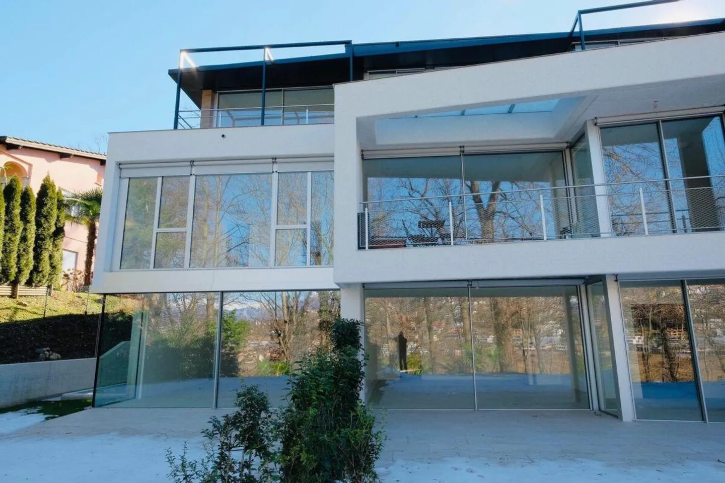 SORENGO · PRESTIGIOUS MODERN TRIPLEX WITH PRIVATE GARDEN - Photo 11 of 13