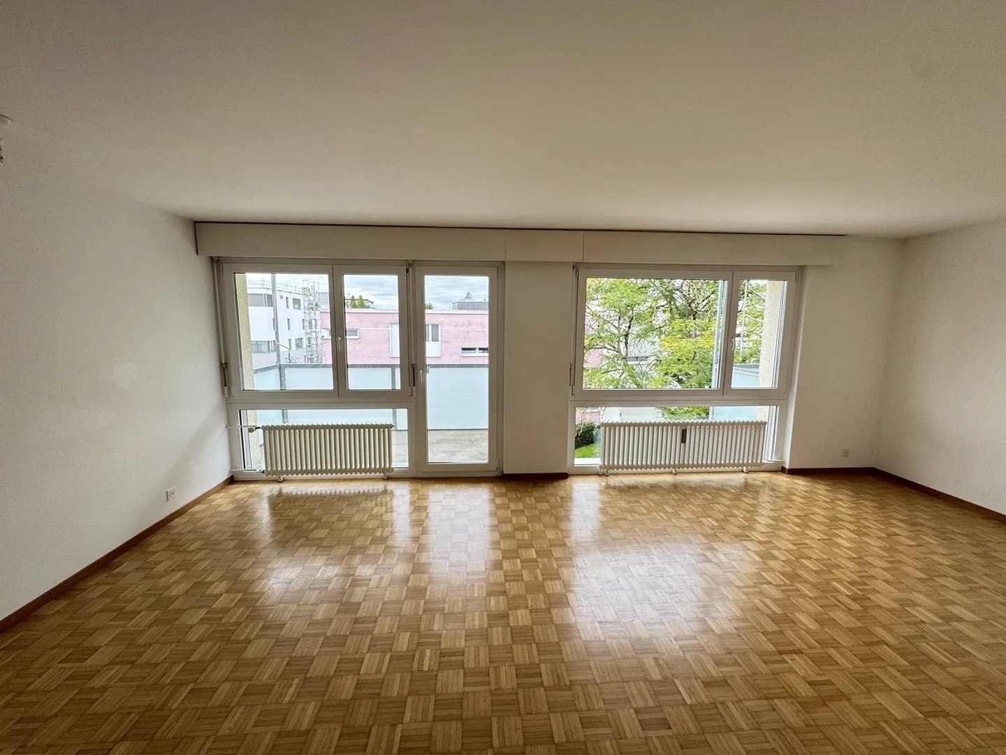 Il tuo moderno appartamento di 2,5 stanze nel cuore di Zollikofen! - Foto 2 di 8
