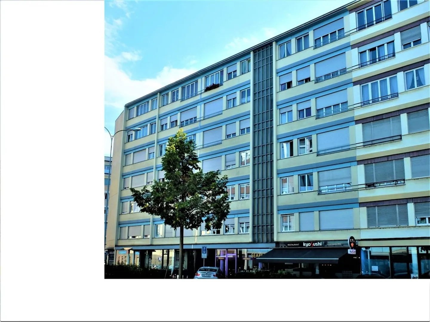 Vicino alle organizzazioni internazionali - Foto 1 di 10