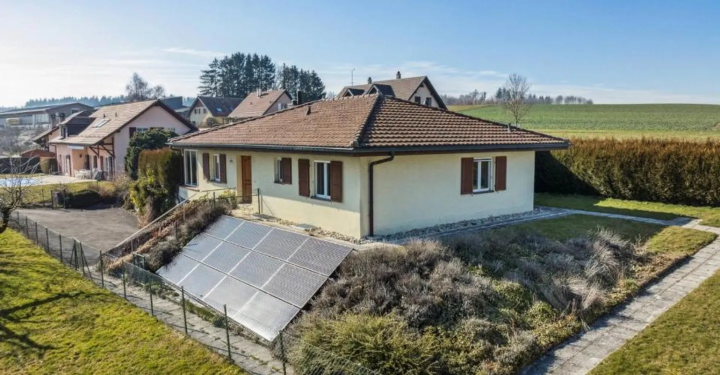 Charming Detached Villa - Photo 1 of 11