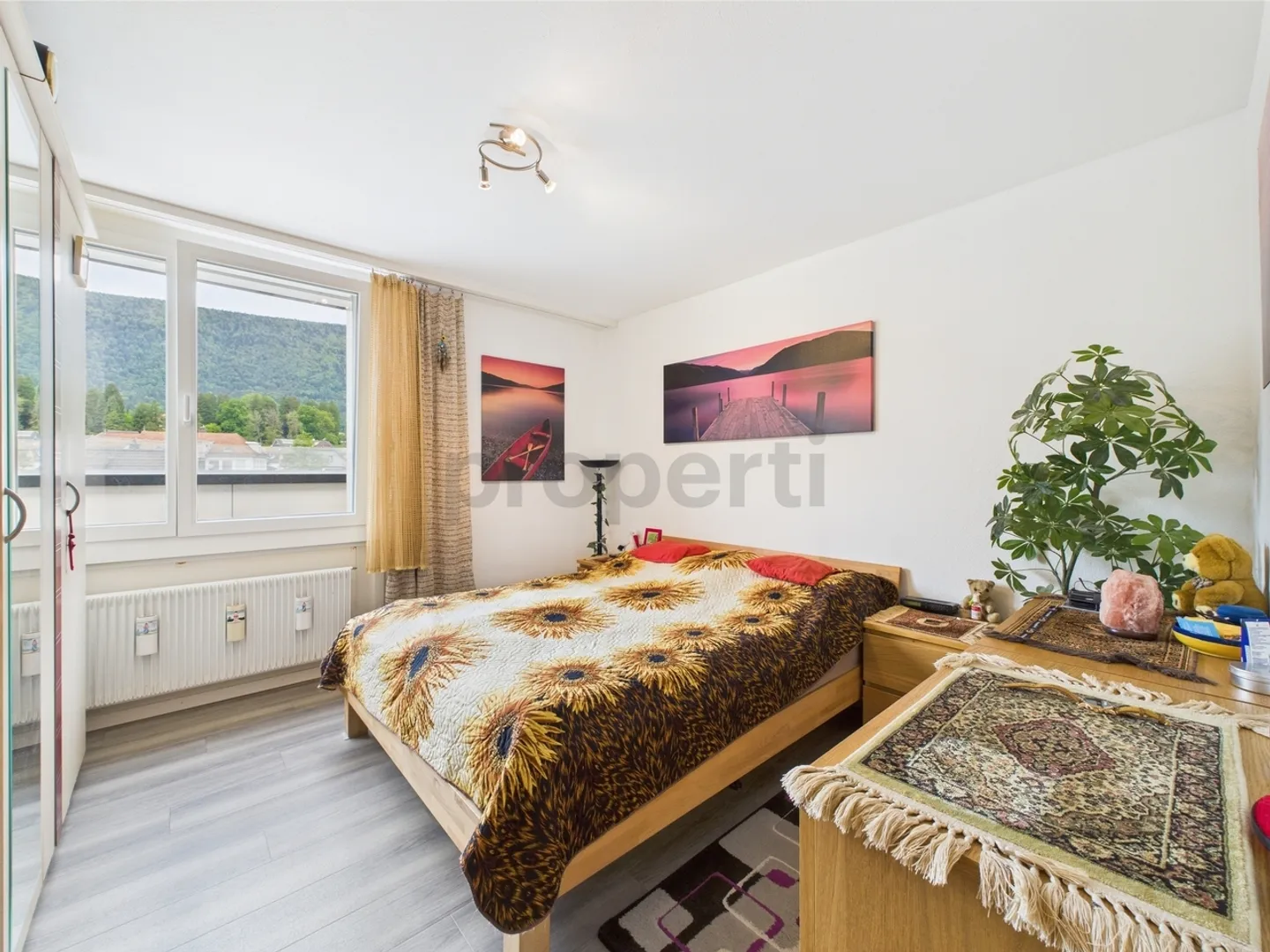 Living with a View - 3.5-Room Penthouse Apartment in Grenchen, Canton SO - Photo 5 of 11