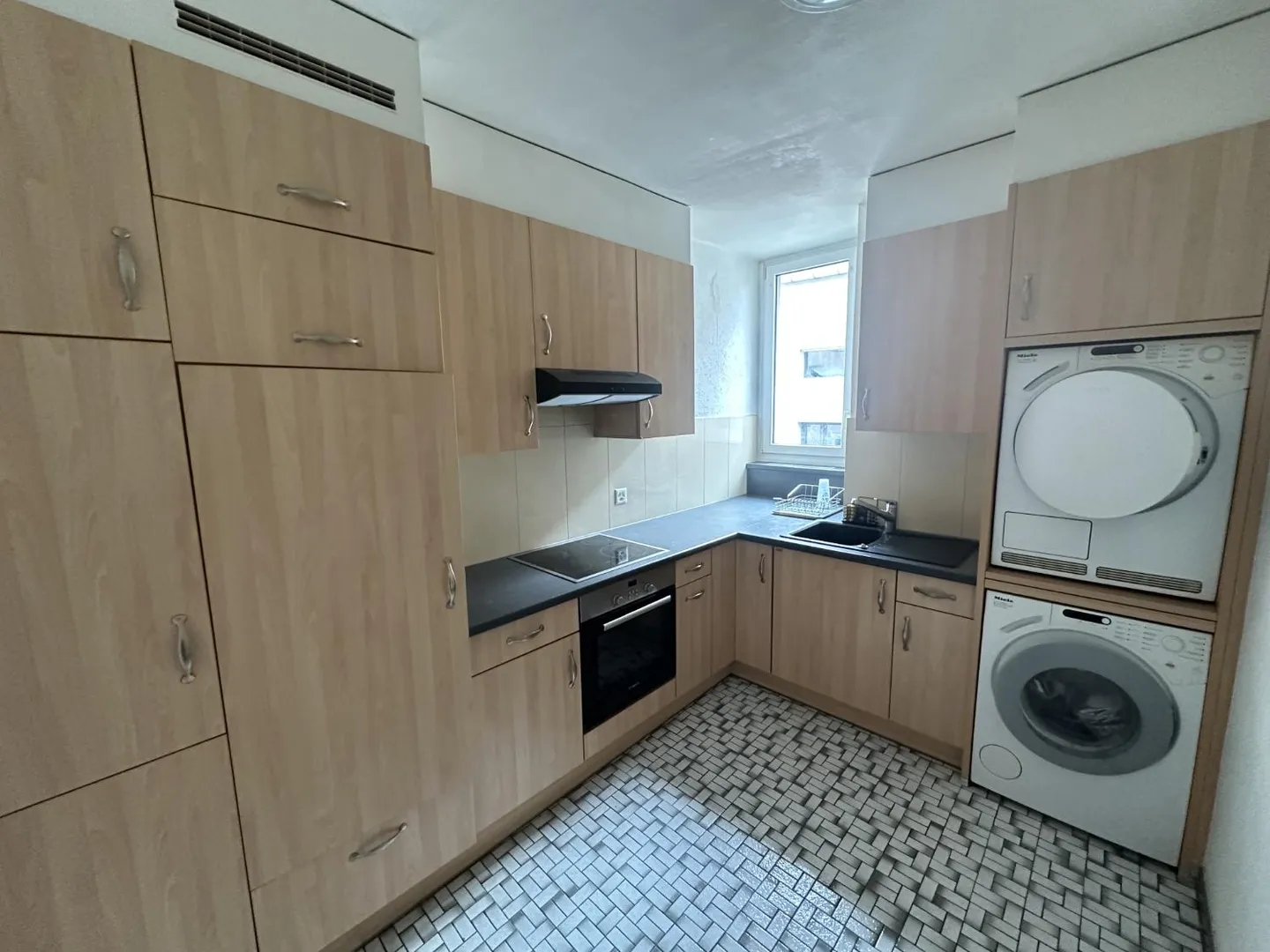 Appartement spacieux en ville - Photo 1 sur 5