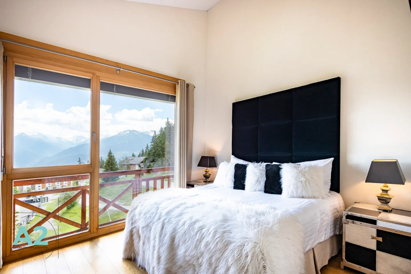 LUXUSCHALET ZU VERMIETEN AM FUSS DER PISTEN - Foto 9 von 24