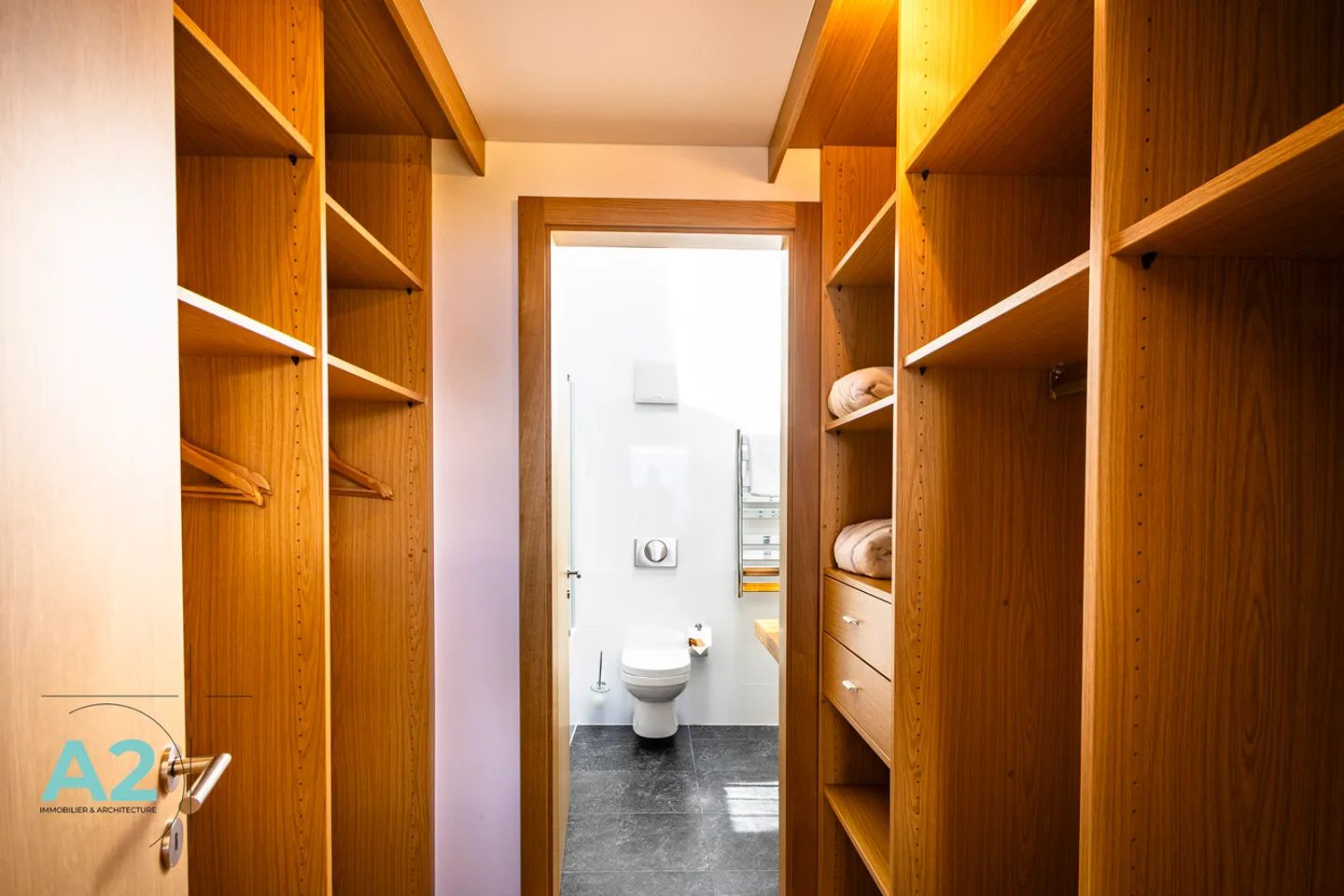 LUXUSCHALET ZU VERMIETEN AM FUSS DER PISTEN - Foto 11 von 24