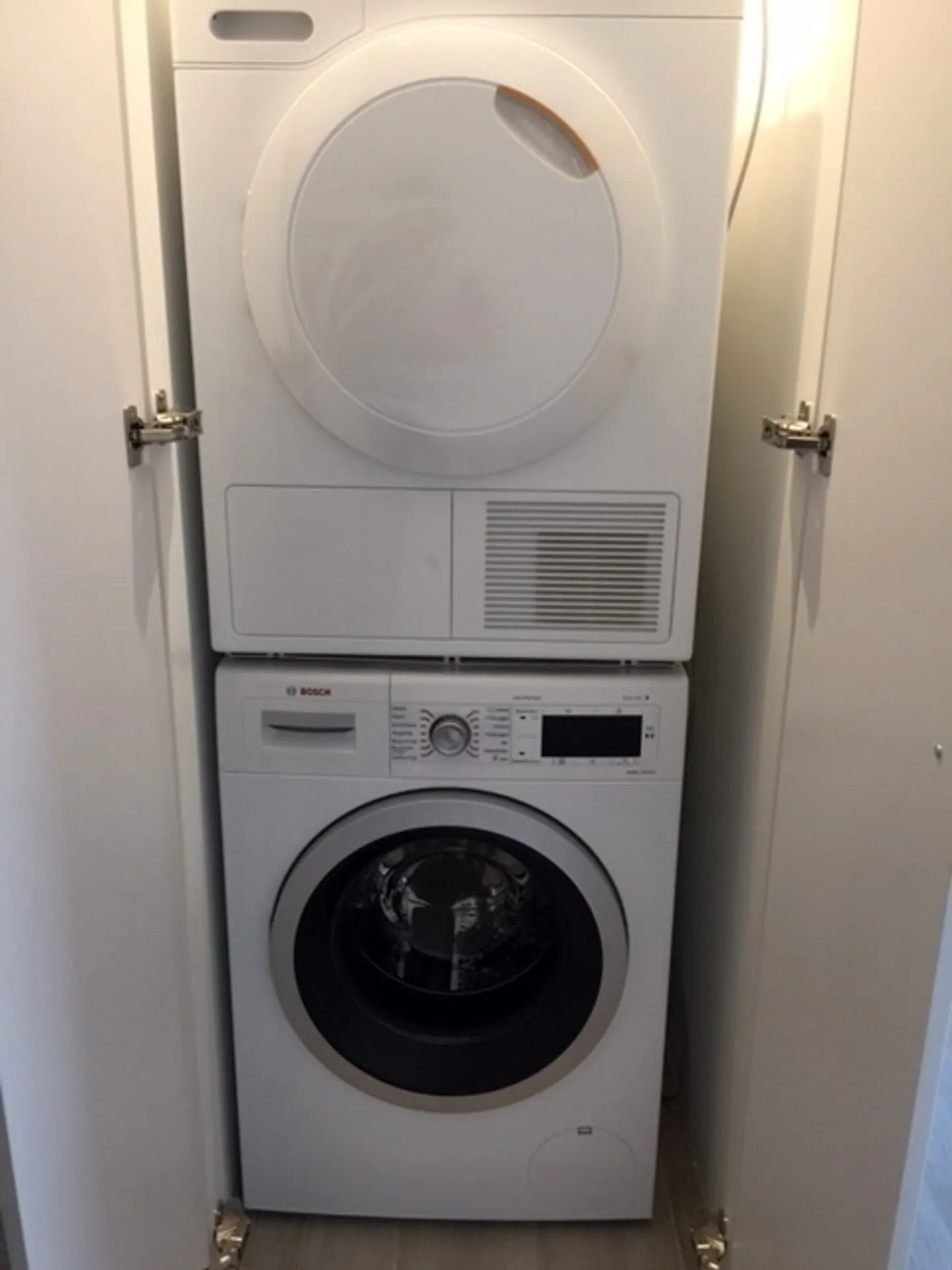 2½ ZI-WOHNUNG IN LUGANO (TI), MÖBLIERT, TEMPORÄR - Foto 8 von 9