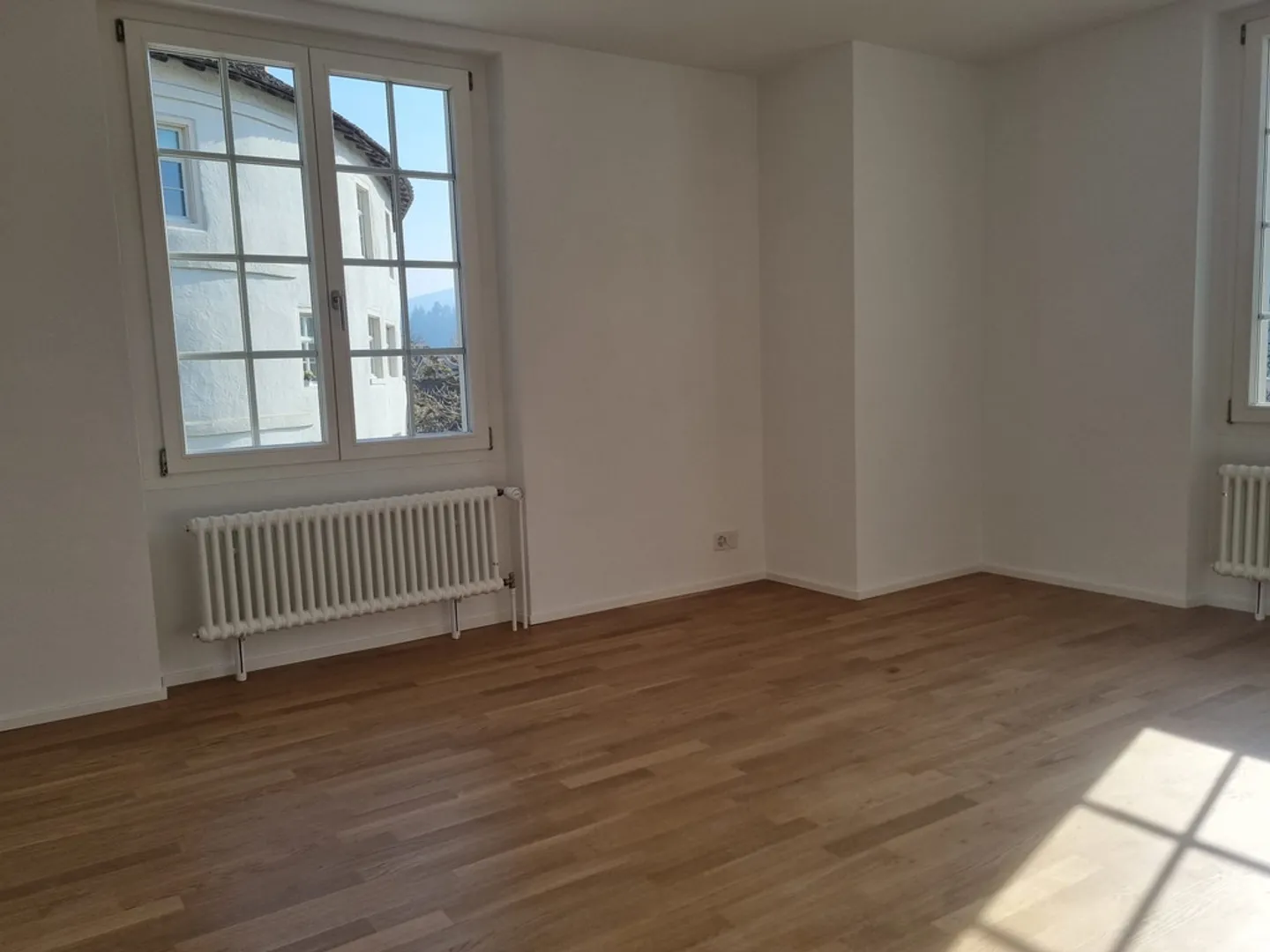 First rental after complete renovation: Apartment with a view of the Birs - Photo 6 of 9